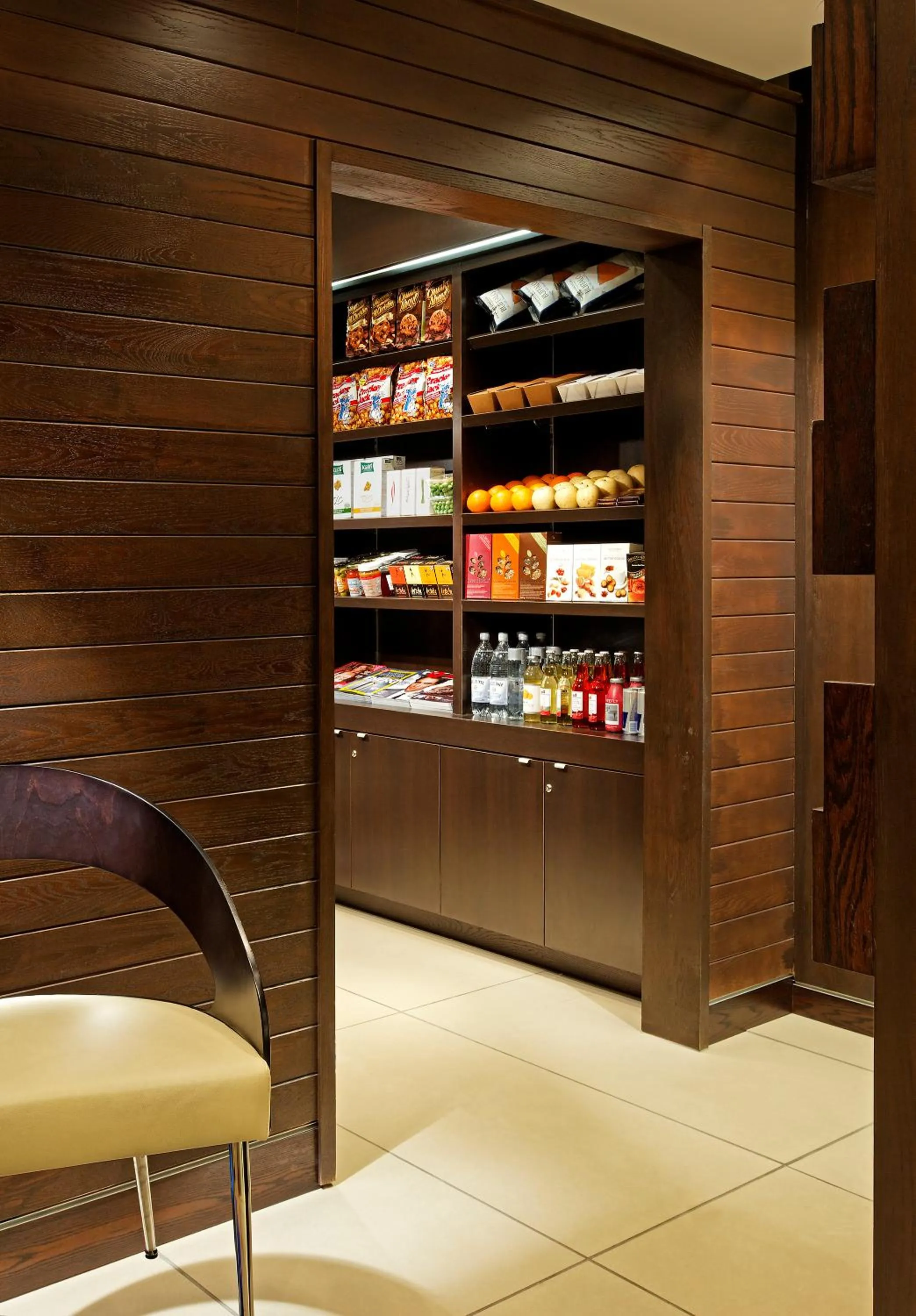 Food and drinks in Cambridge Suites Hotel Halifax