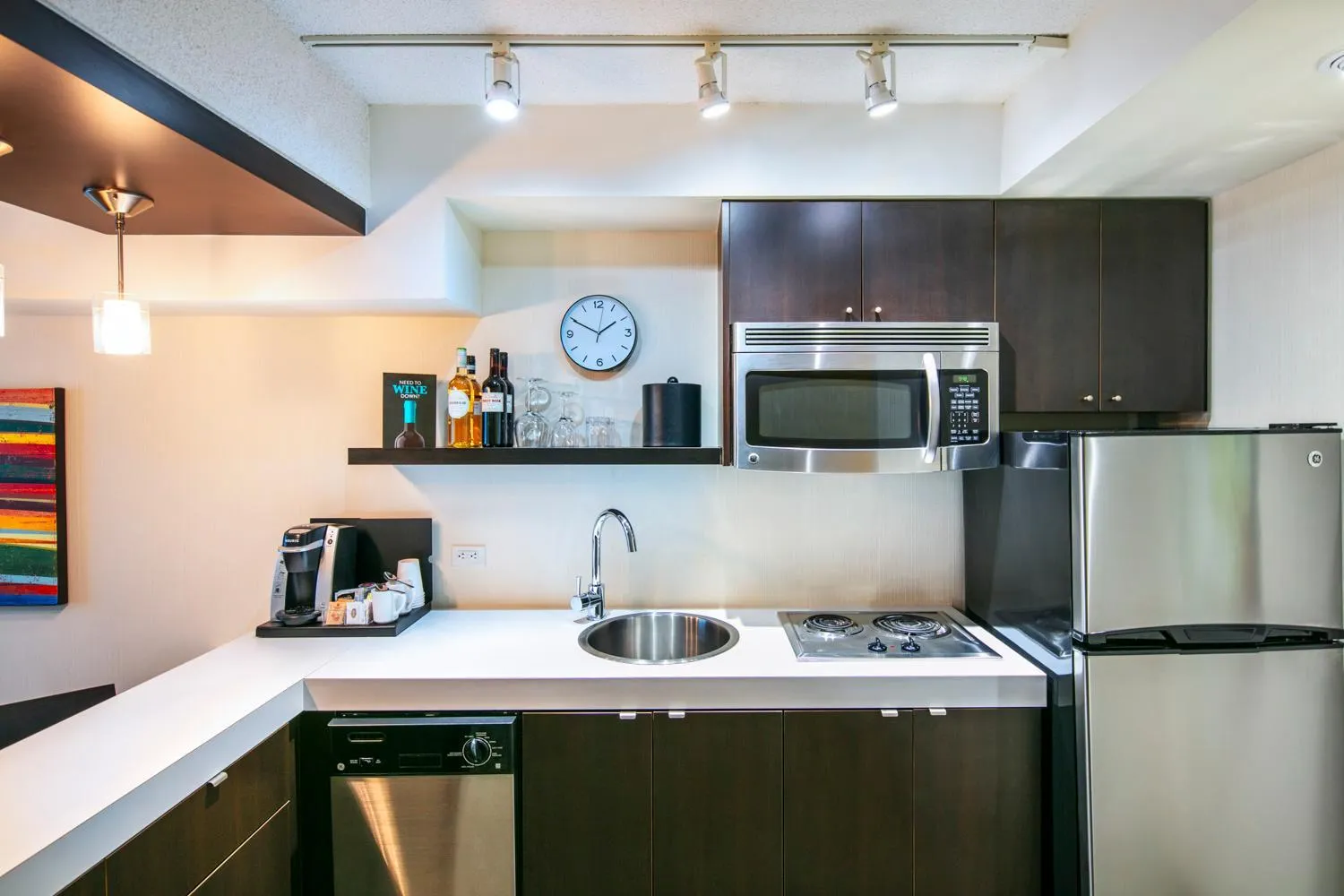 Coffee/tea facilities in Cambridge Suites Hotel Halifax