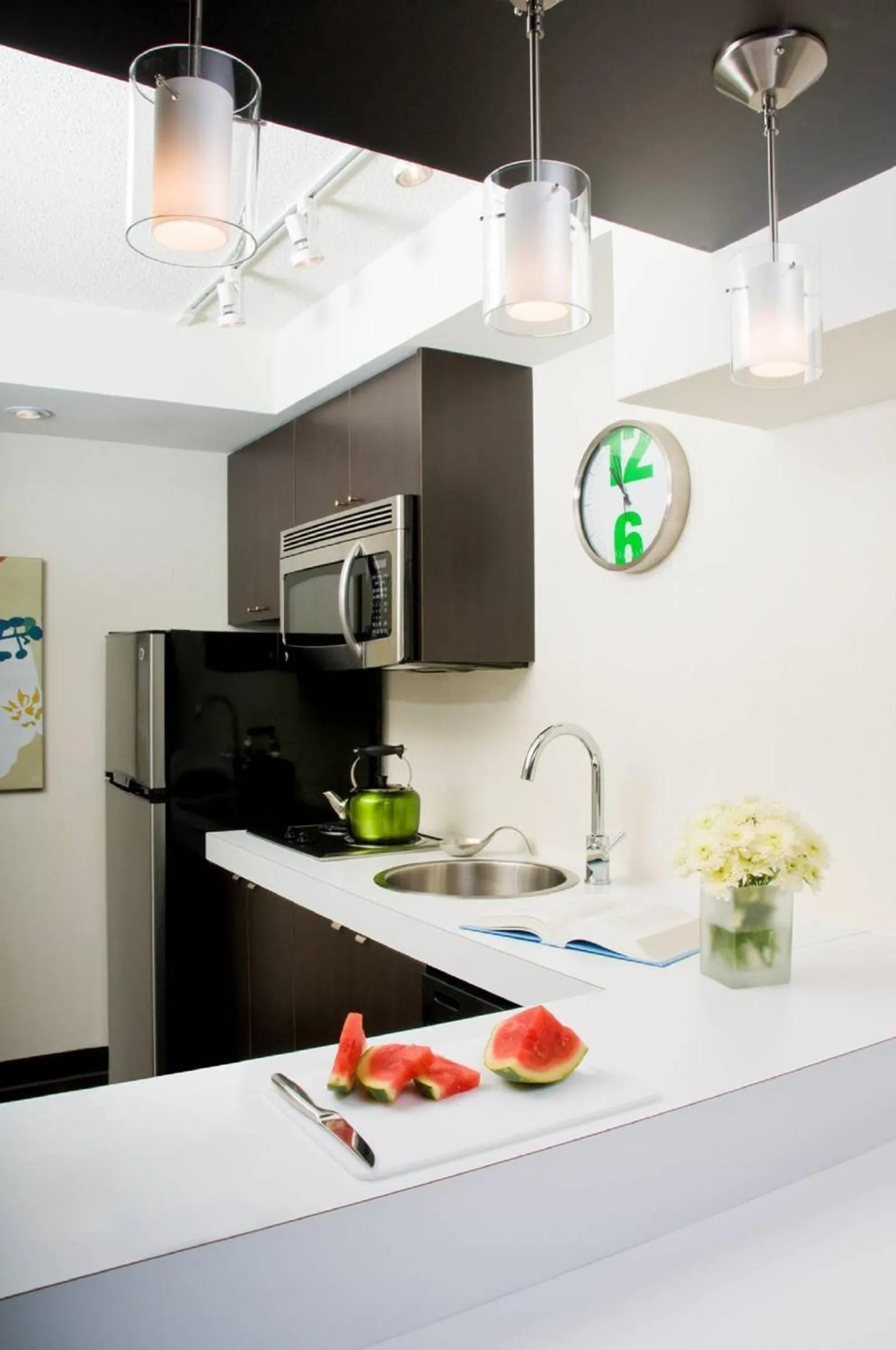 Kitchen or kitchenette in Cambridge Suites Hotel Halifax