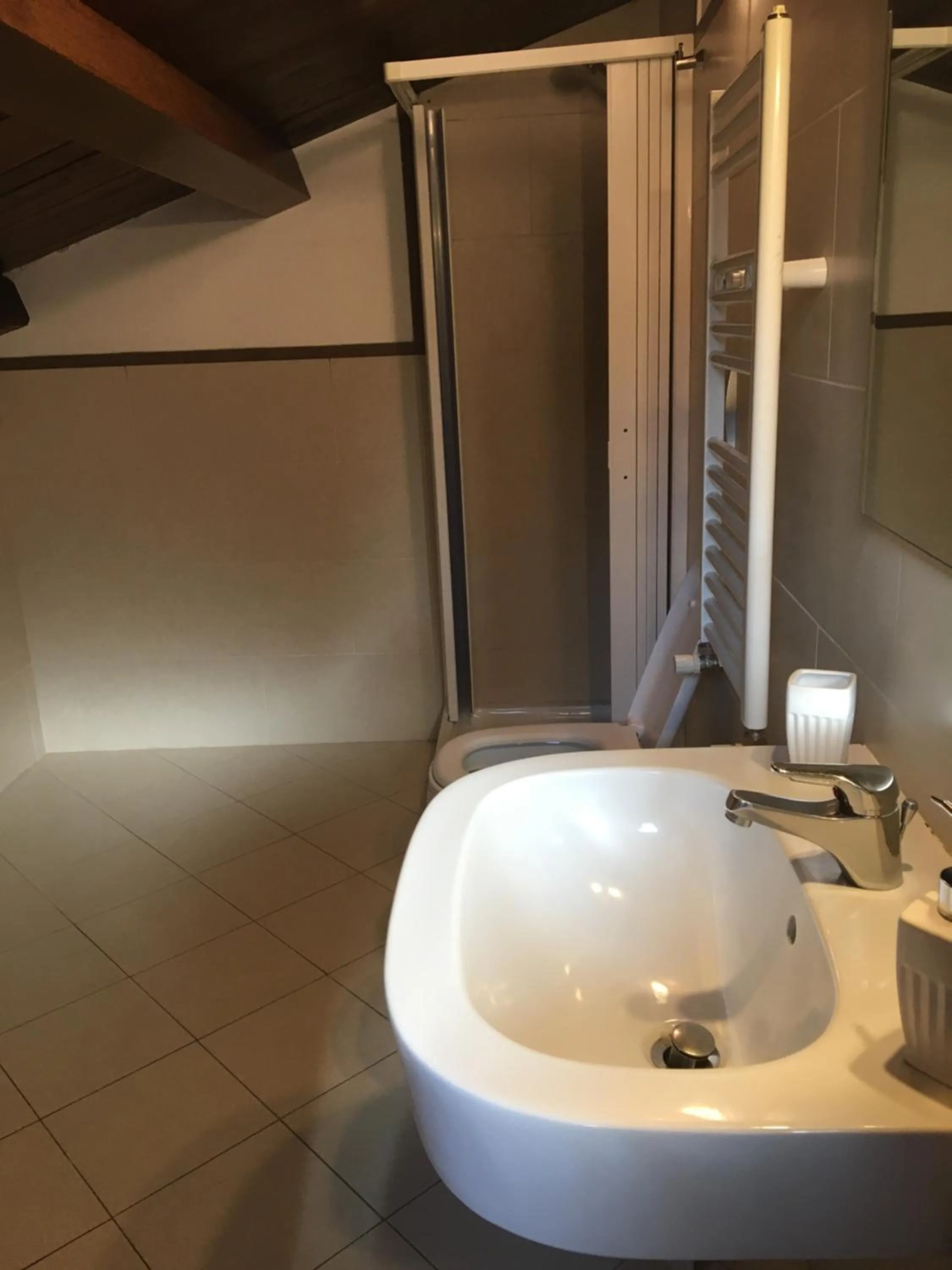 Bathroom in BB Il Re Alla Reginella Guest House