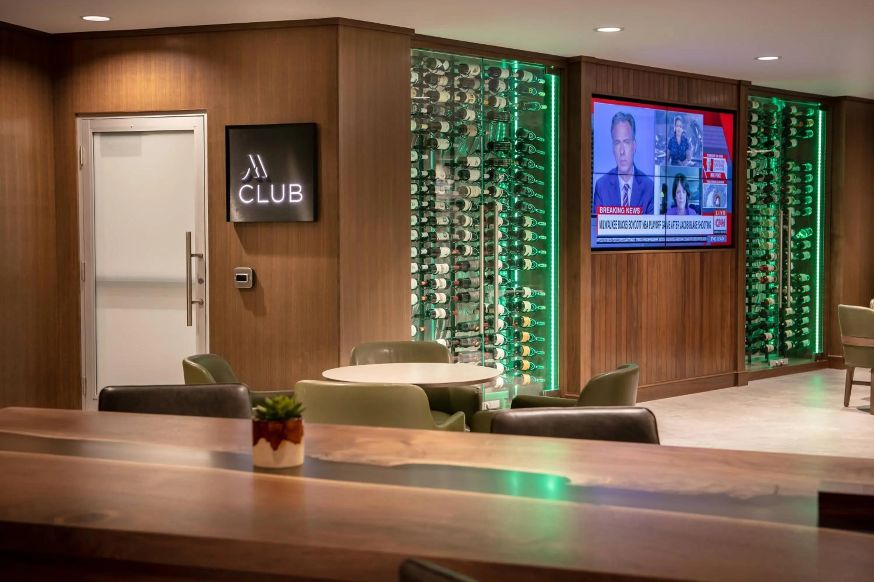 Lounge or bar in West Des Moines Marriott