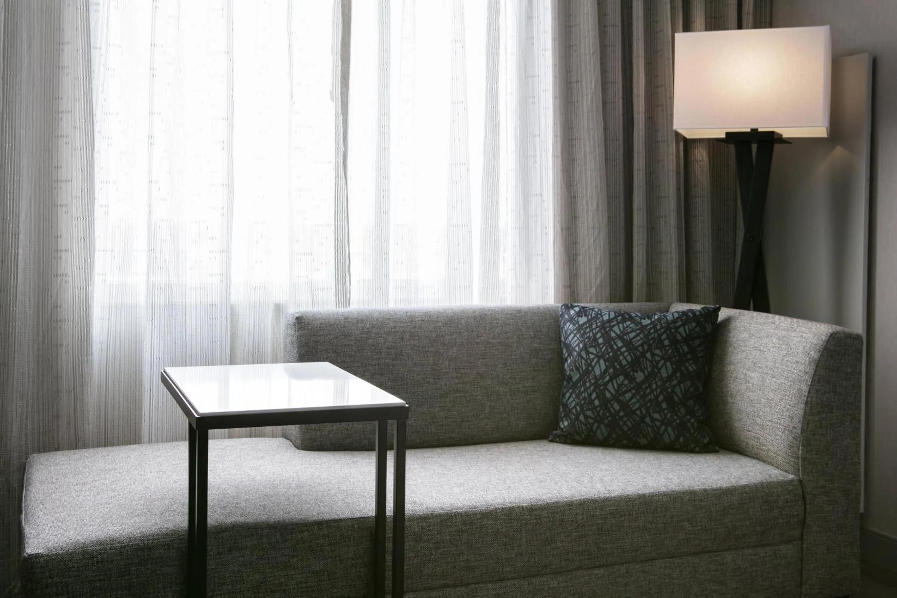 Lounge or bar in West Des Moines Marriott