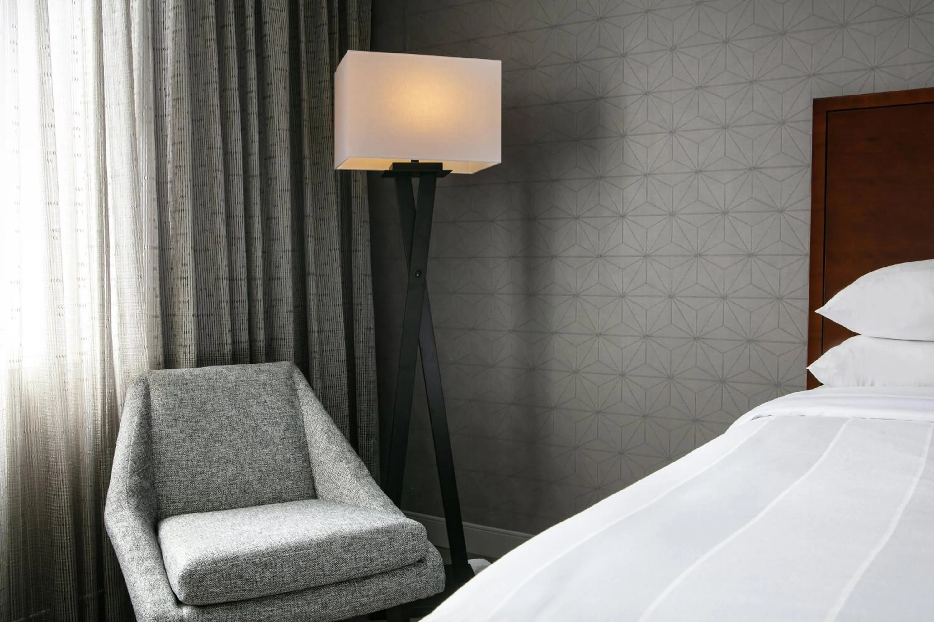 Photo of the whole room, Bed in West Des Moines Marriott