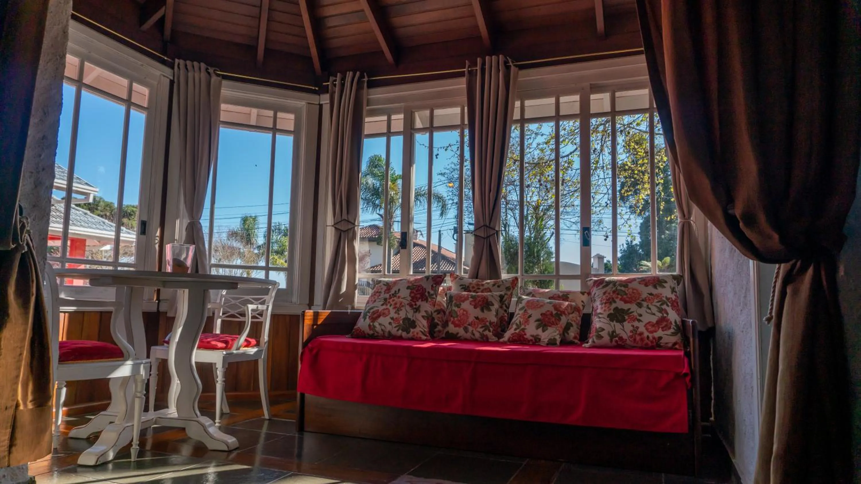 Aardvark Inn Pousada