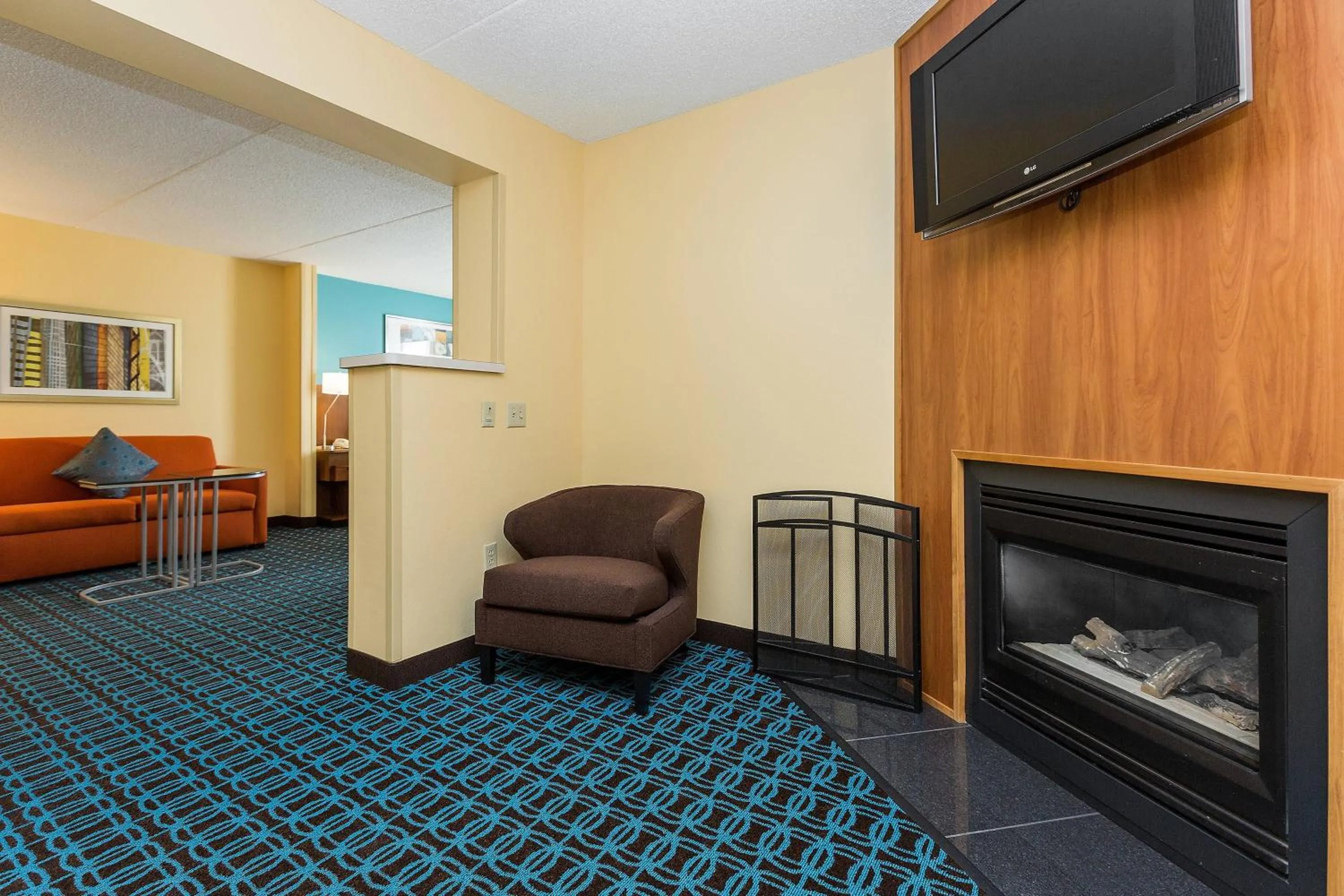 Photo of the whole room in Fairfield Inn & Suites Des Moines West