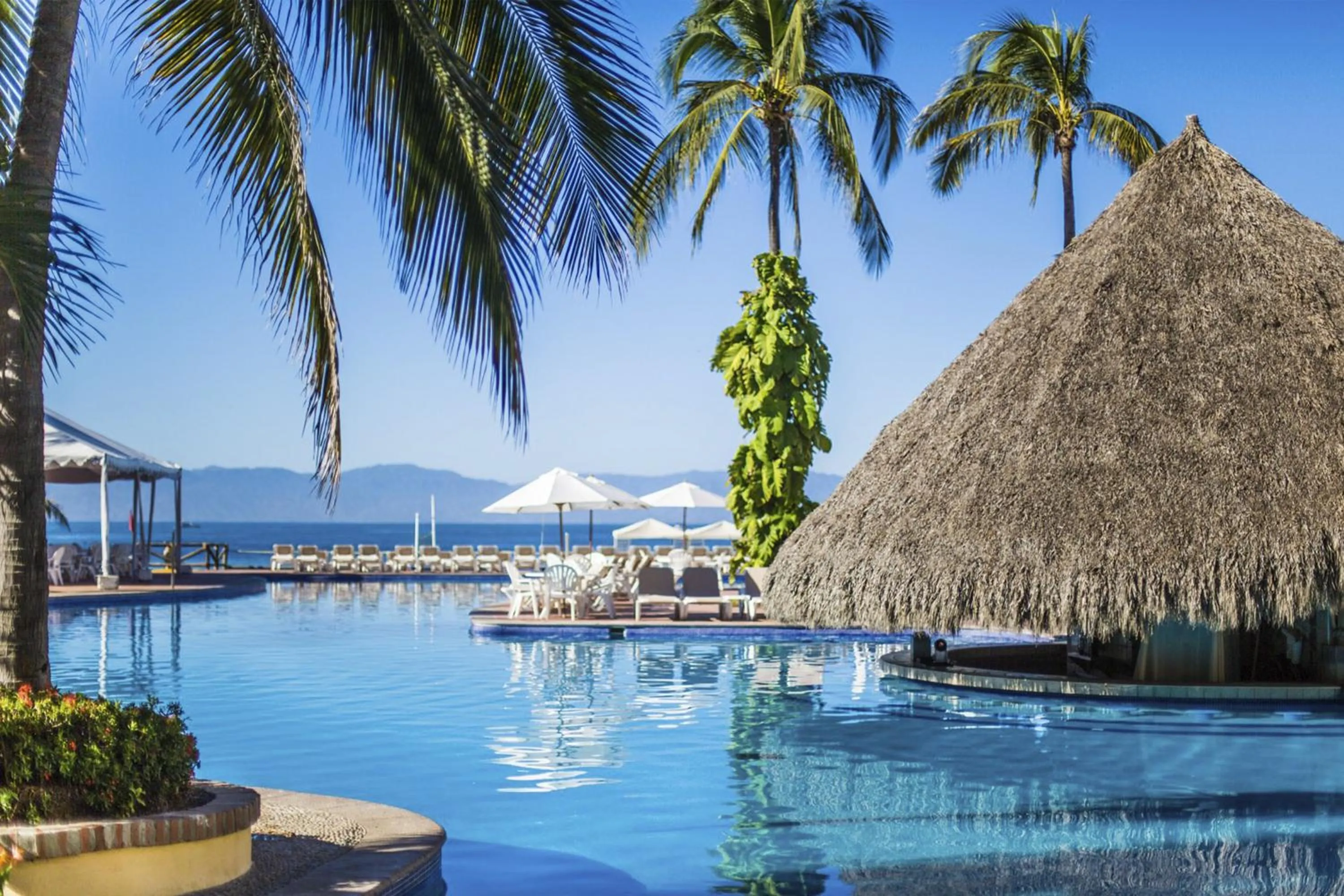 Swimming pool in Velas Vallarta Suite Resort All-Inclusive