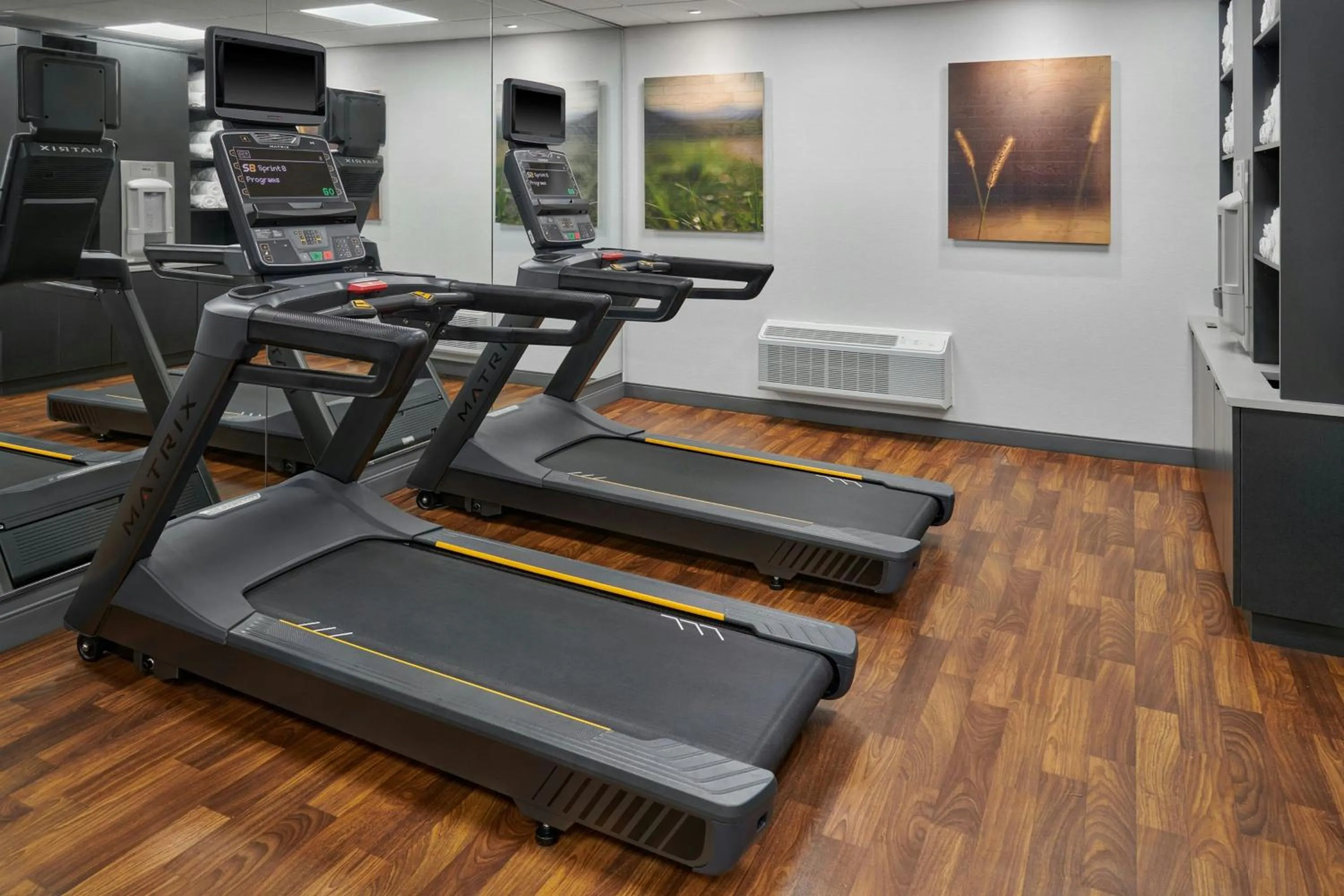 Fitness centre/facilities in Fairfield Inn & Suites Detroit Farmington Hills
