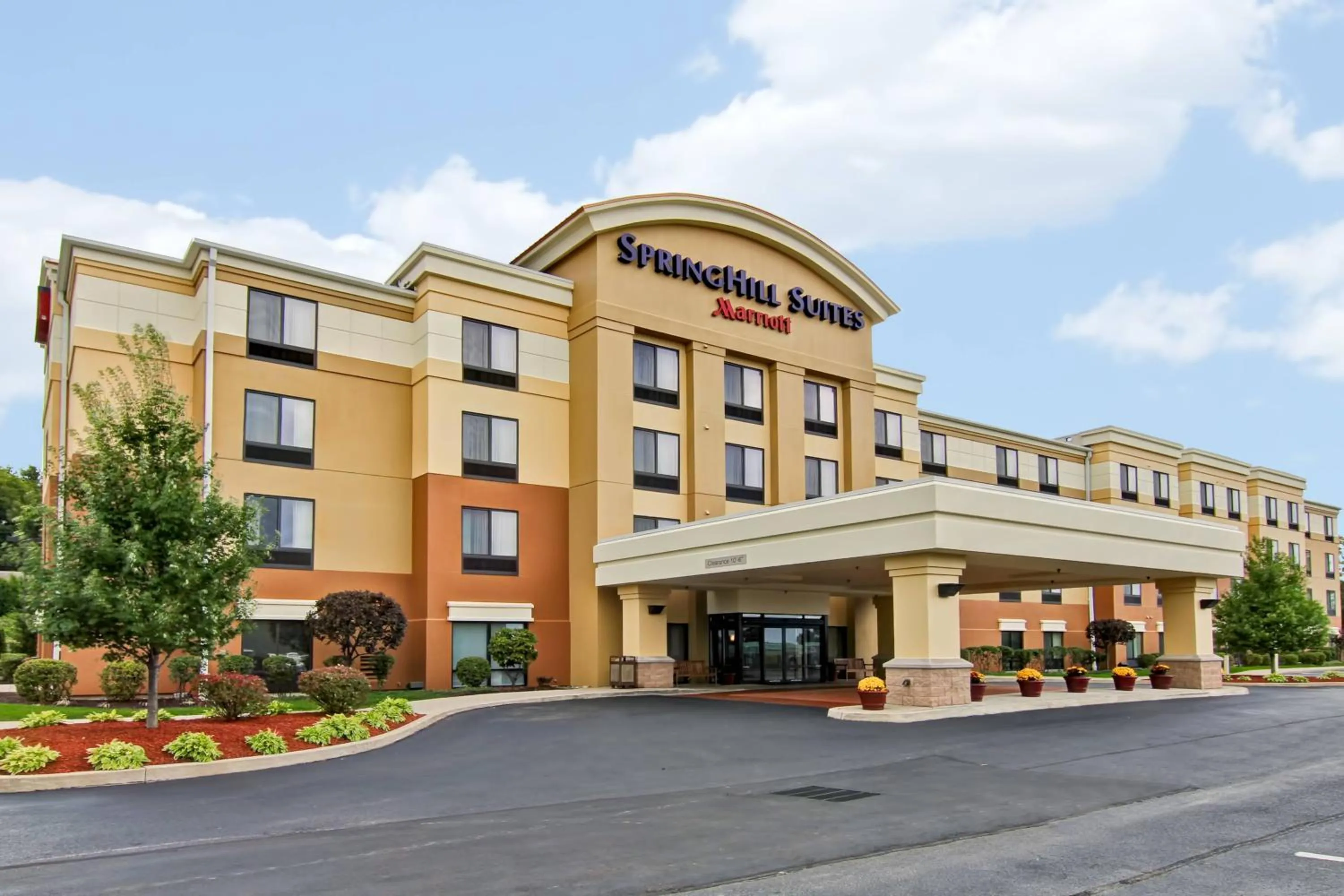 Property building in SpringHill Suites Erie