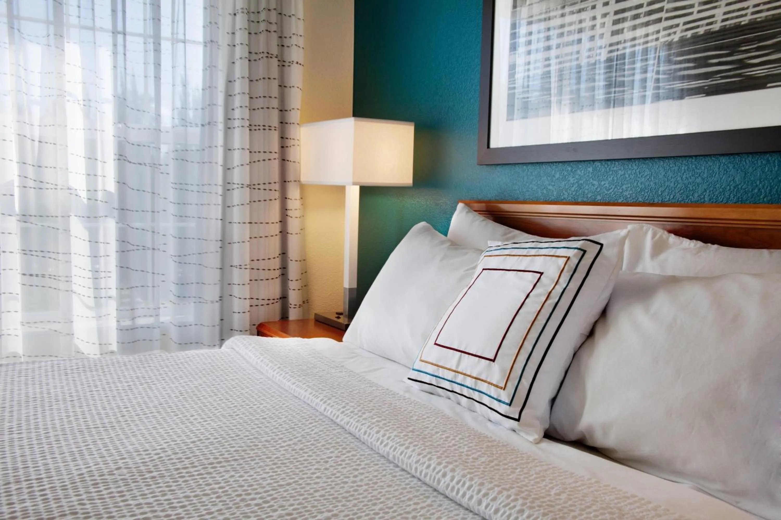 Photo of the whole room, Bed in Residence Inn Eugene Springfield