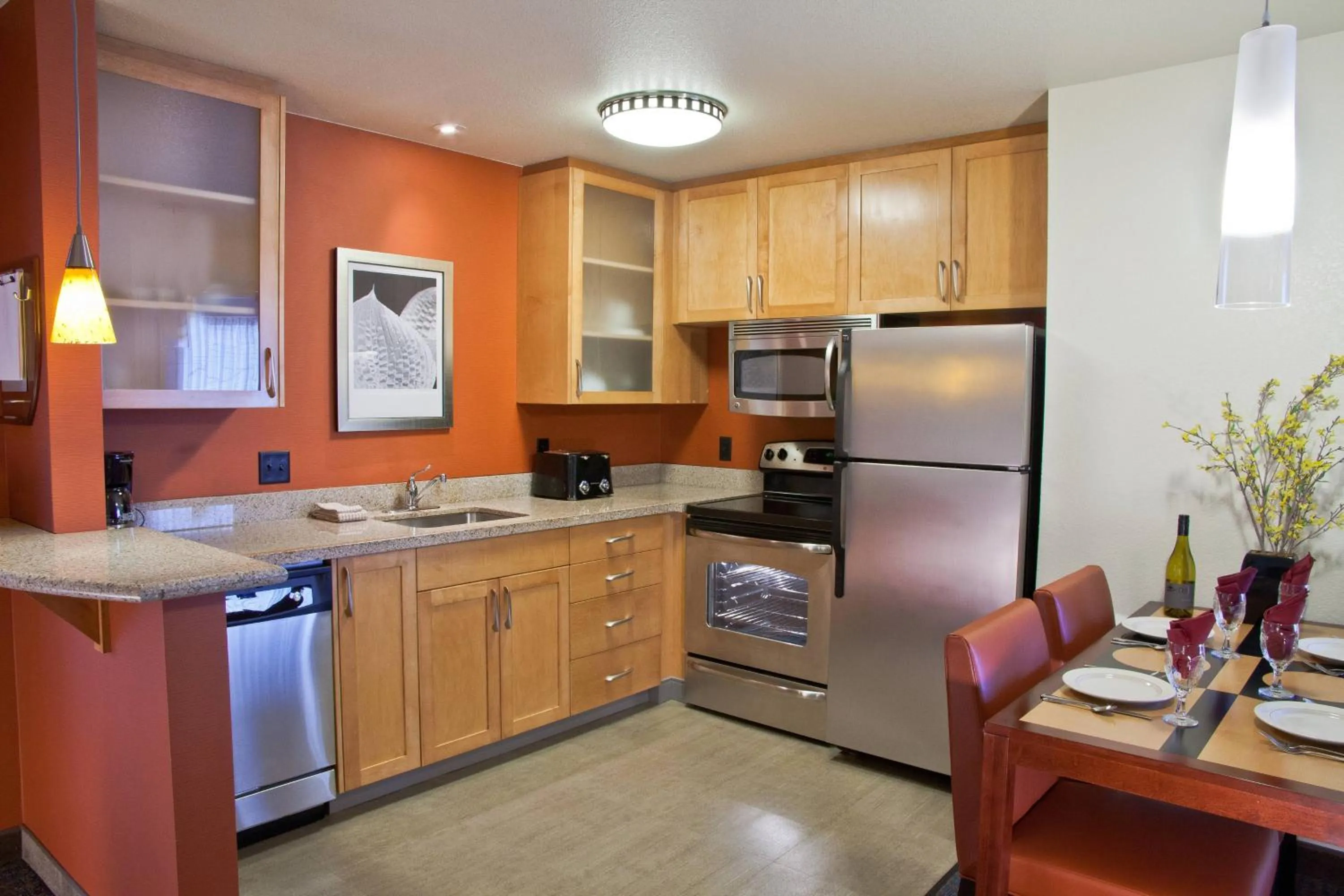 Bedroom in Residence Inn Eugene Springfield