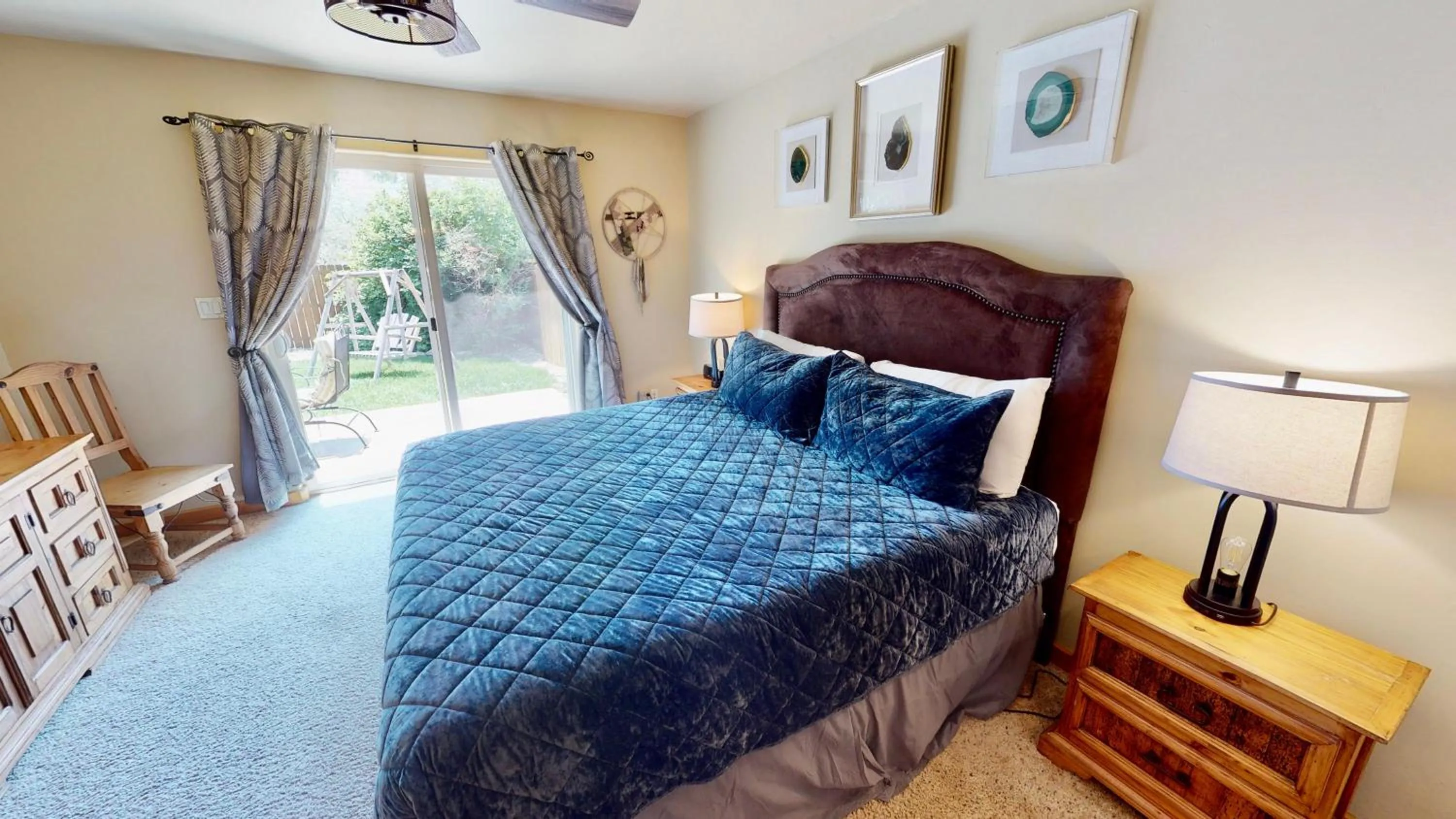 Bed in Arches East #389