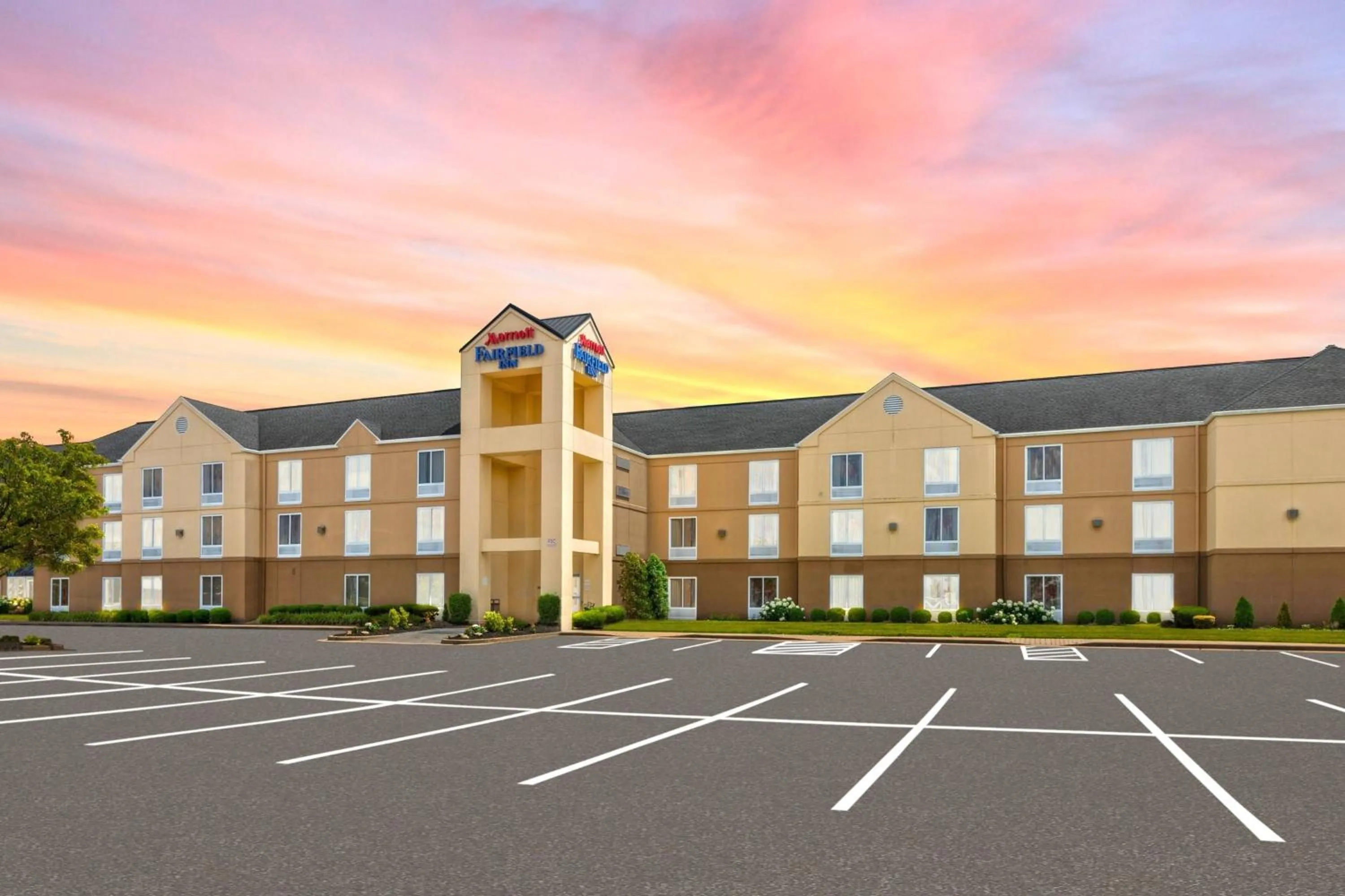 Property building in Fairfield Inn by Marriott Evansville East