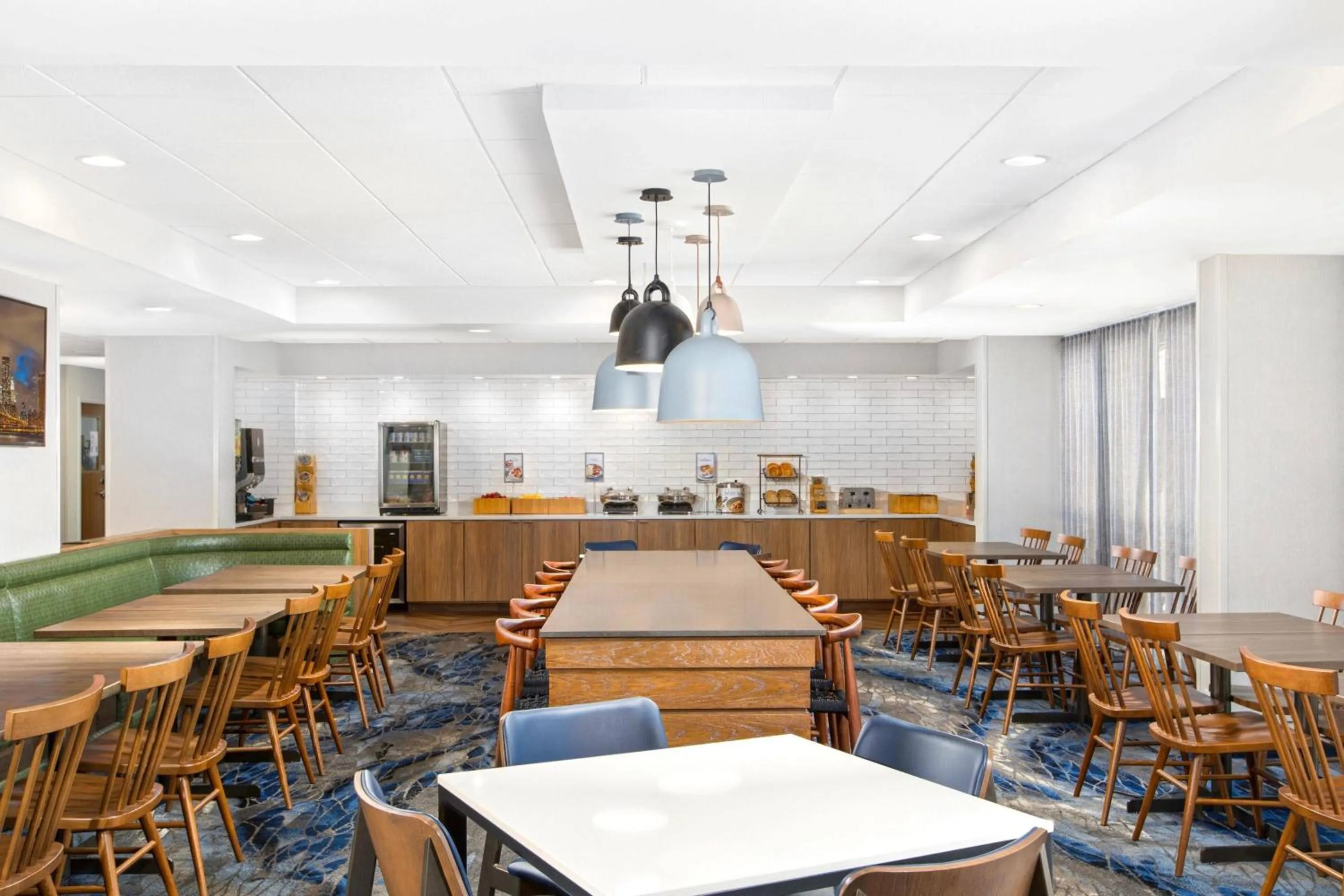 Breakfast in Fairfield Inn by Marriott Evansville East