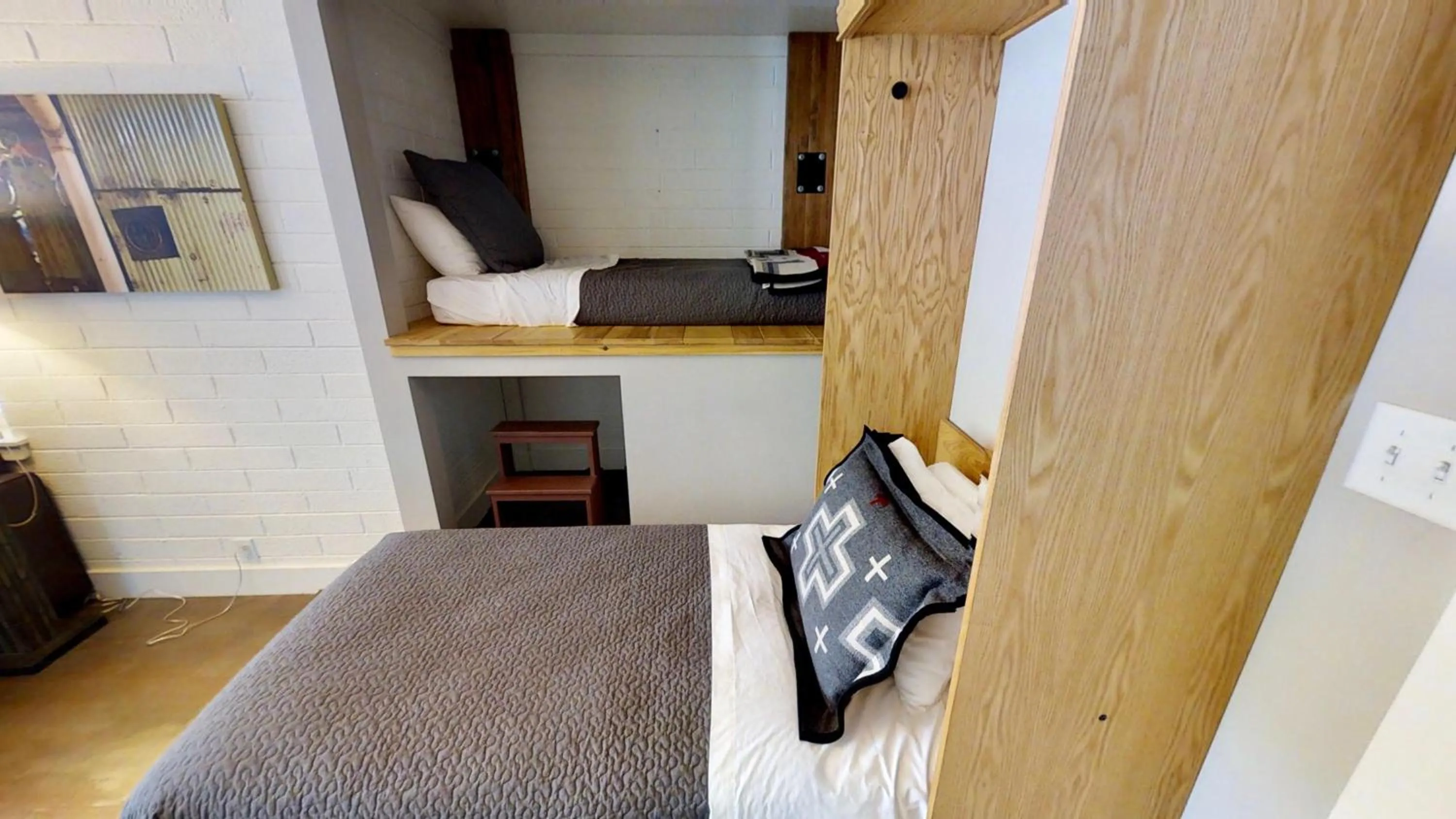 Bed in Moab Flats #8