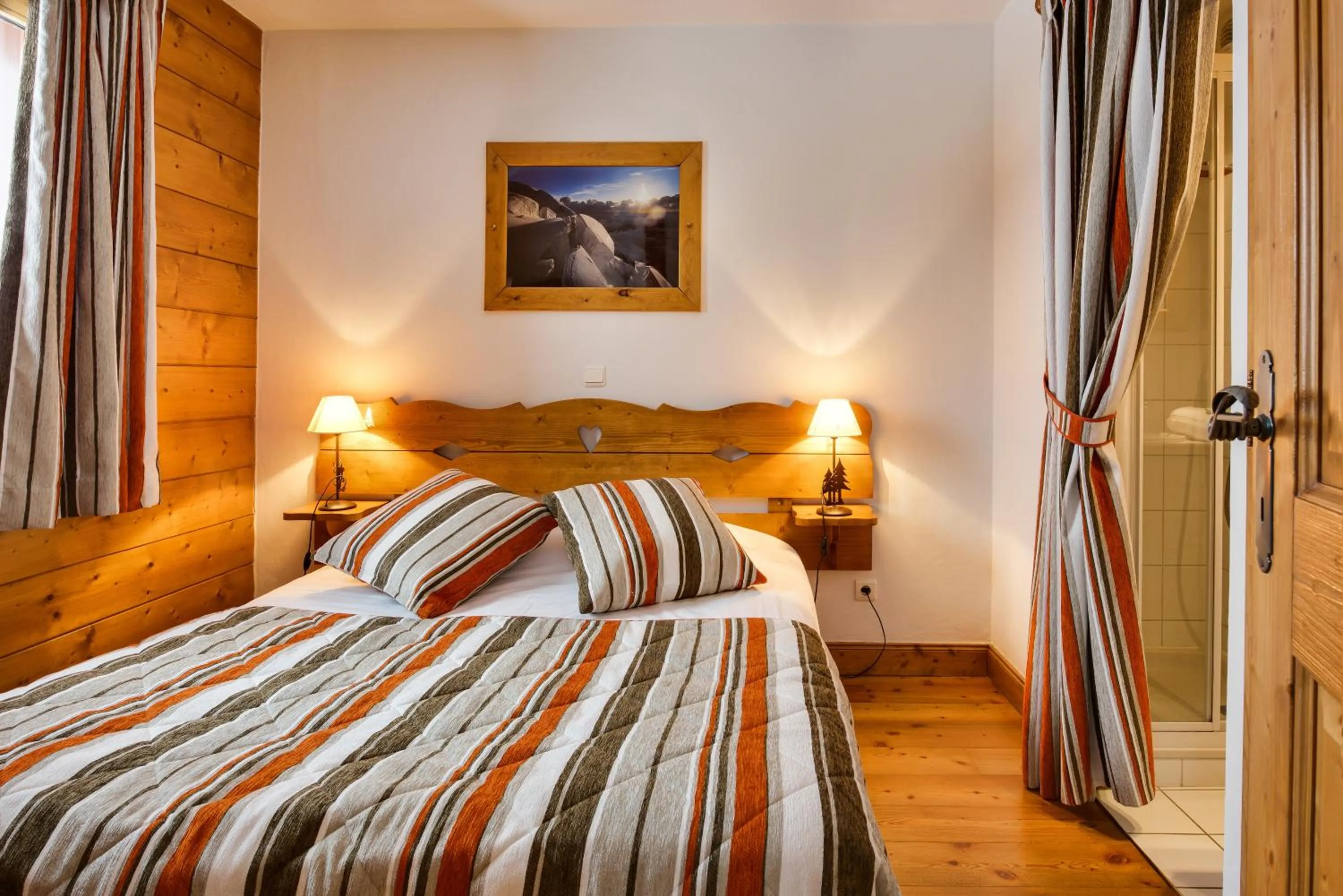 Bedroom, Bed in CGH Résidences & Spas Orée Des Cimes