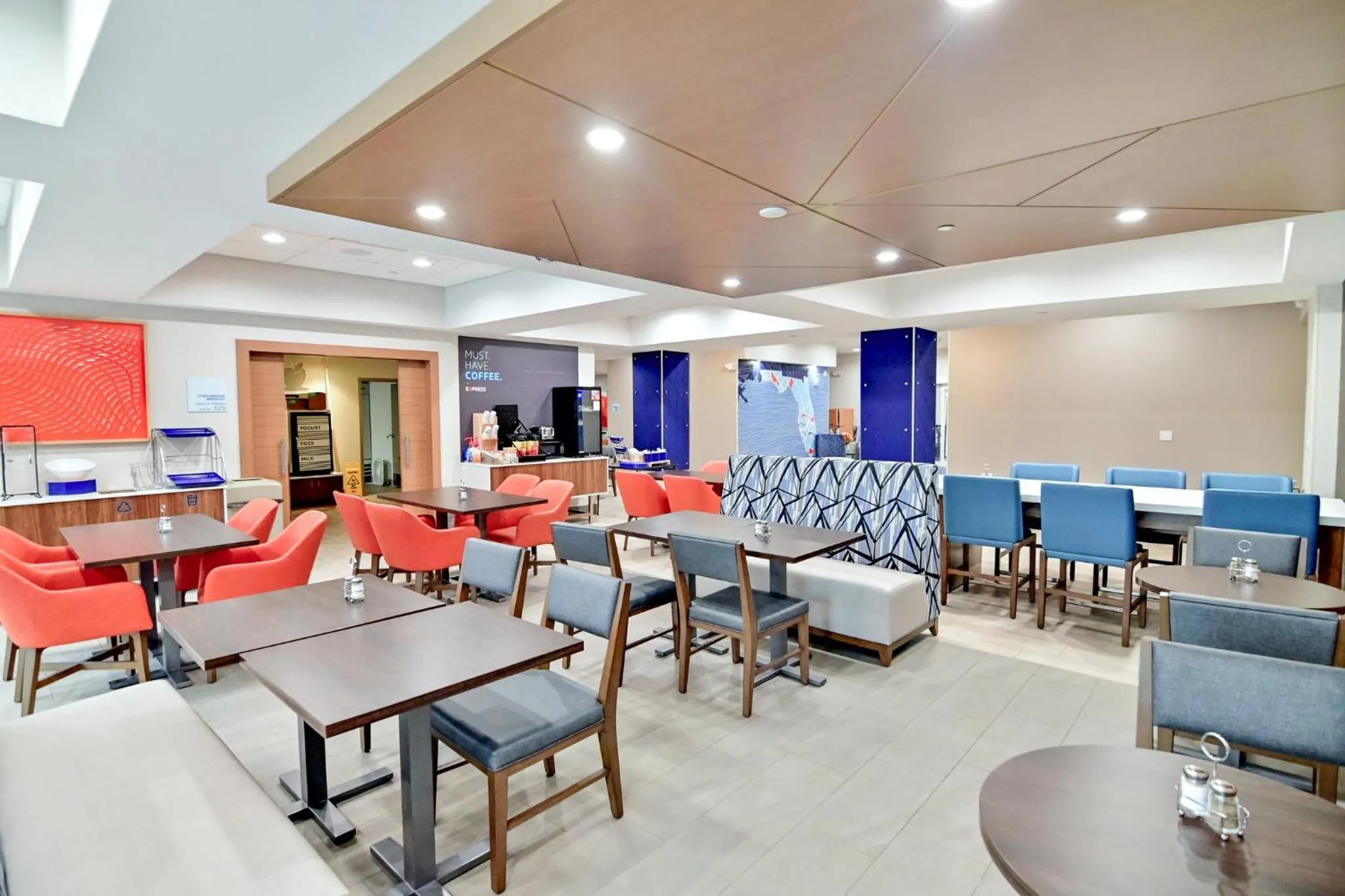 Breakfast in Holiday Inn Express & Suites Palm Coast - I-95