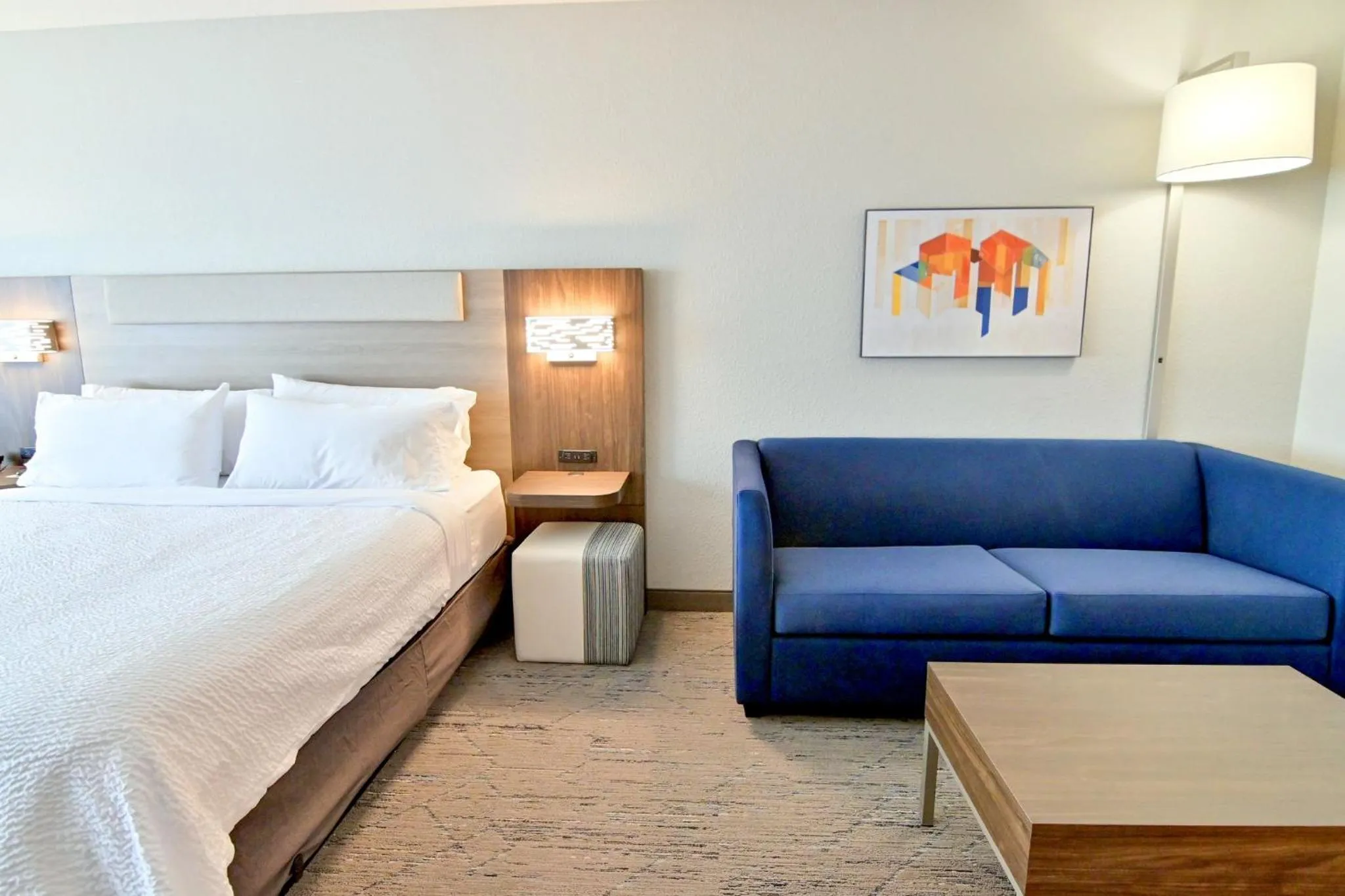 Photo of the whole room, Bed in Holiday Inn Express & Suites Palm Coast - I-95