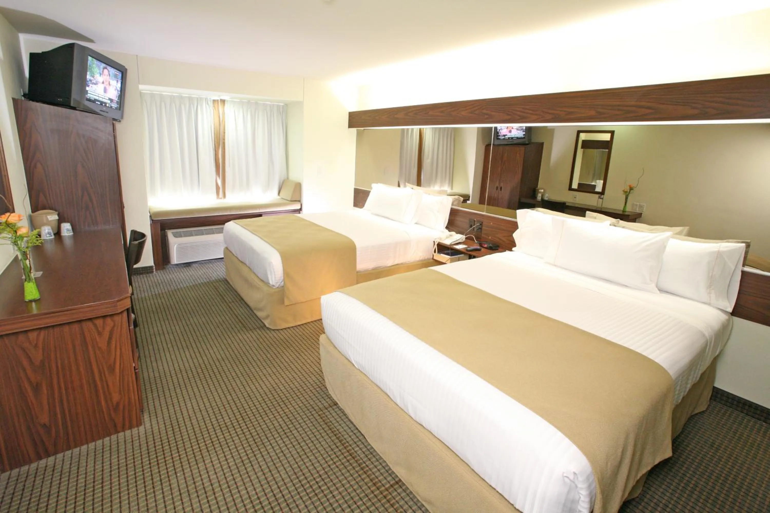 Bed in Microtel Inn and Suites by Wyndham Ciudad Juarez, US Consulate