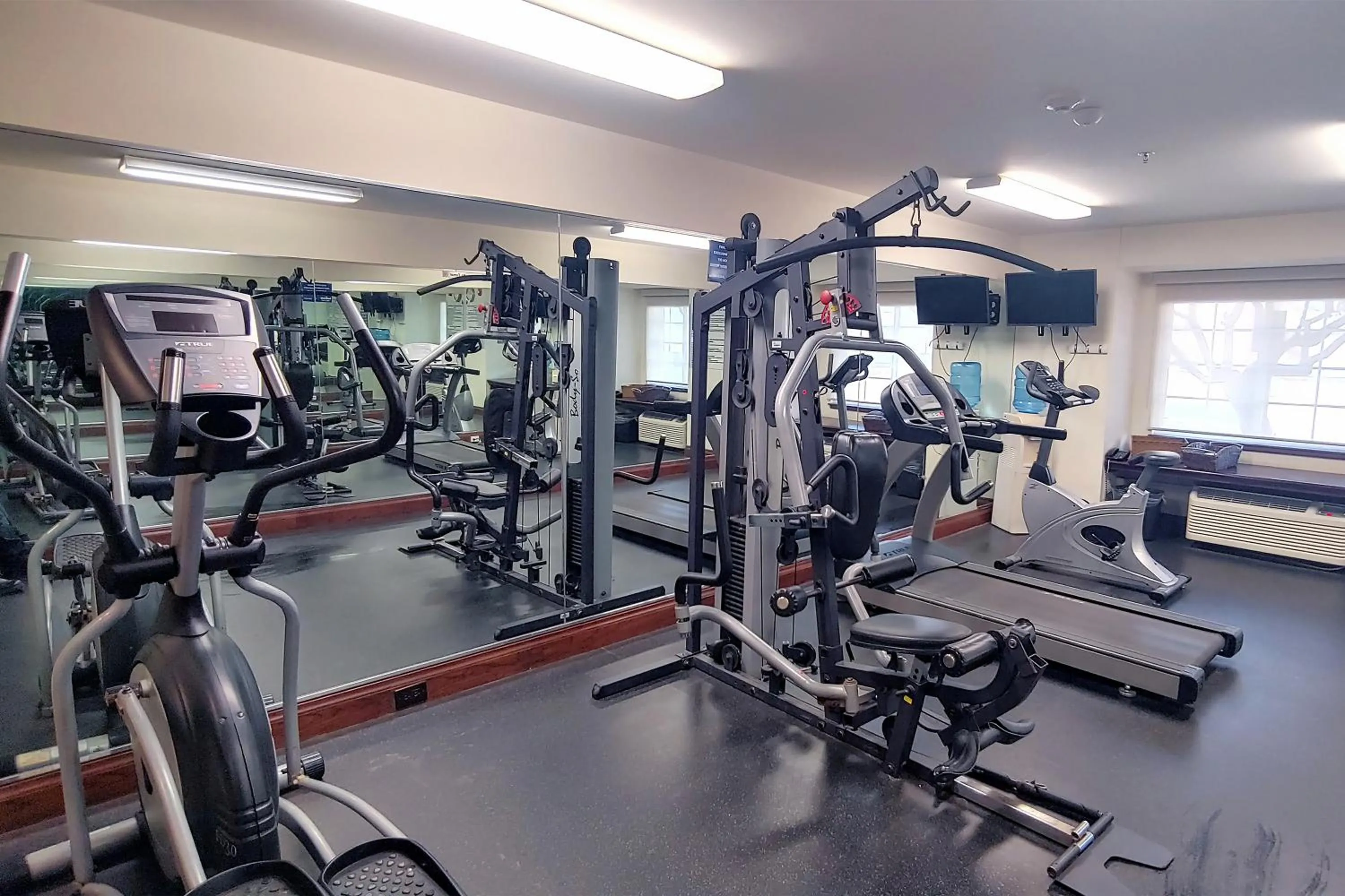 Fitness centre/facilities in Microtel Inn and Suites by Wyndham Ciudad Juarez, US Consulate