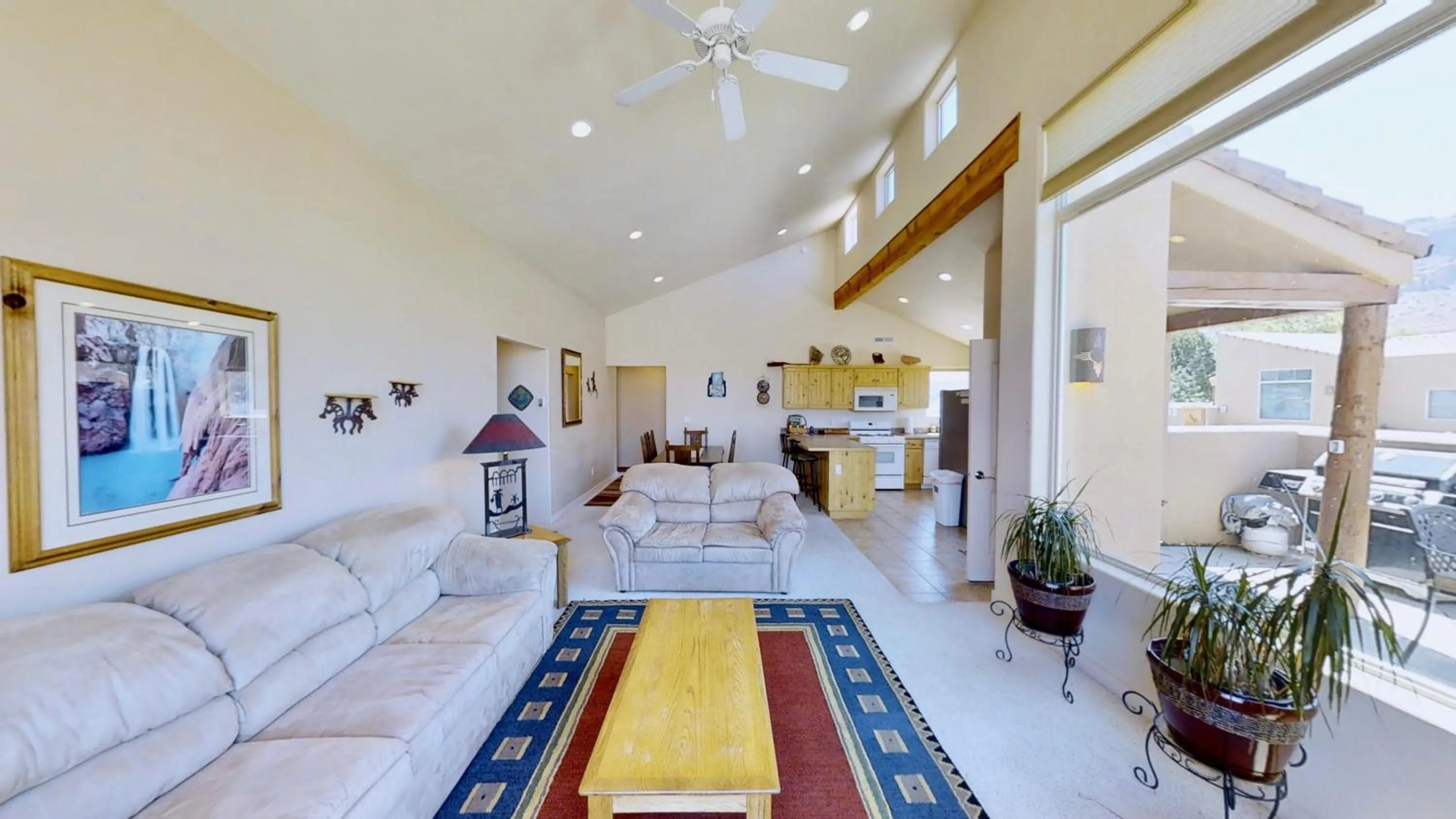 Bed in Krystal Kiva #K4