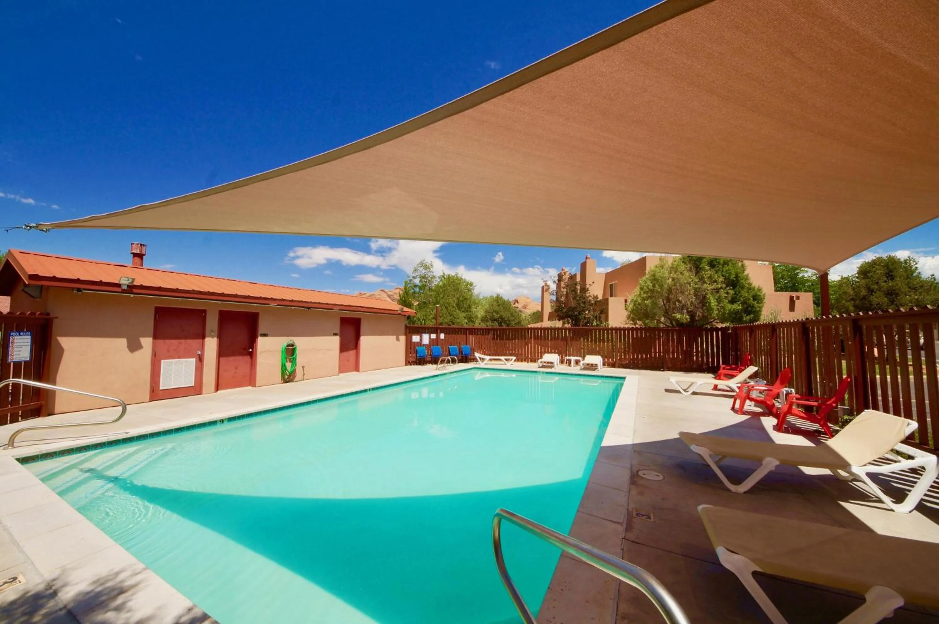 Henning's Escape #3328