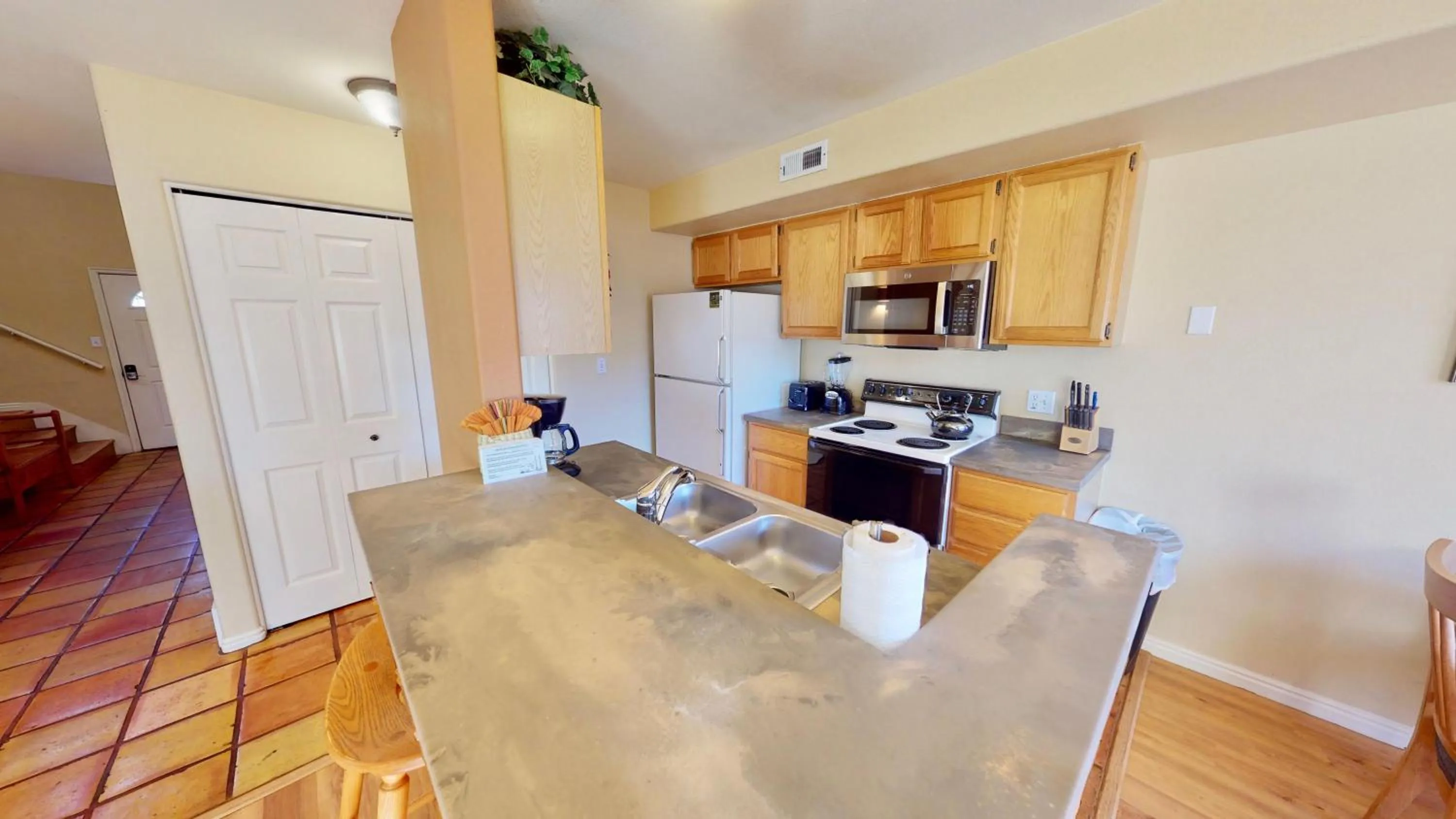 Kokopelli's Kiva #3230