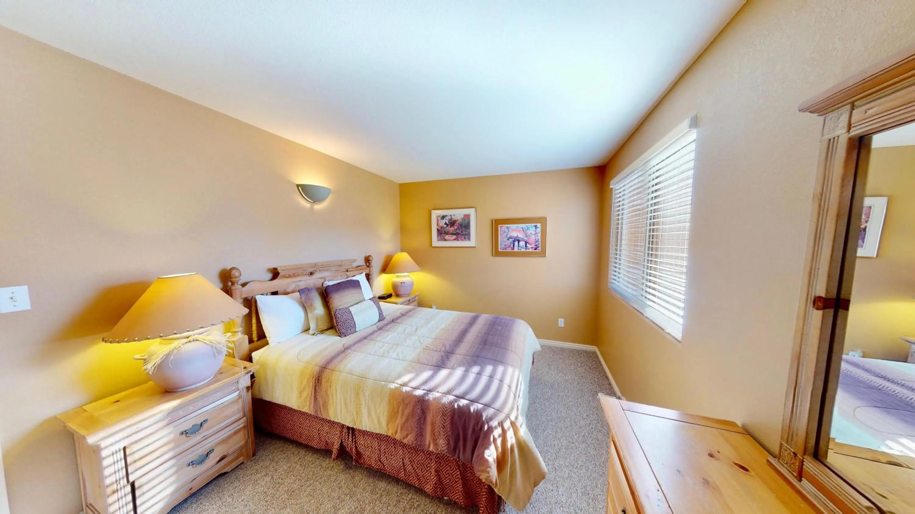 Bed in Kokopelli's Kiva #3230