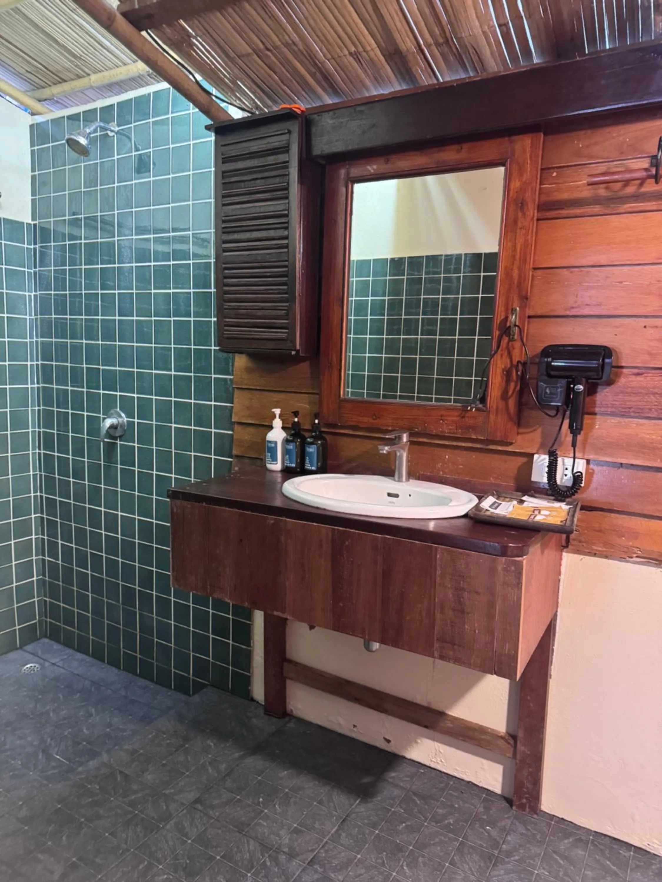 Bathroom in Chunut House Resort