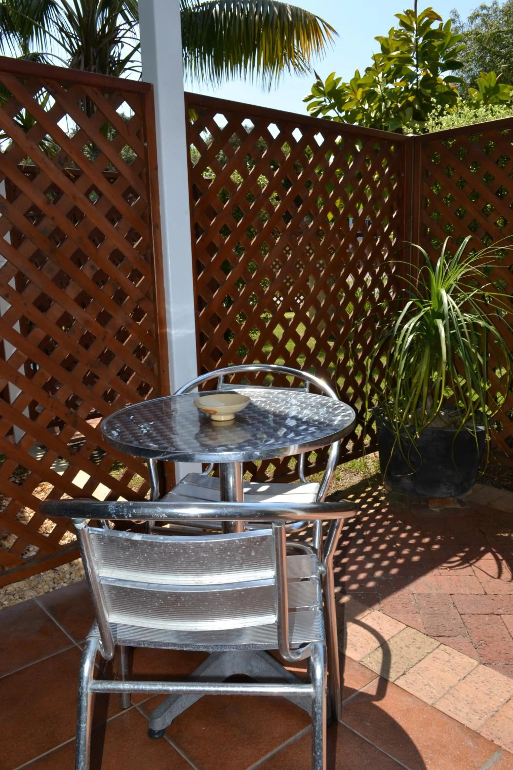 Patio in Dolphin Lodge Albany - Self Contained Apartments at Middleton Beach
