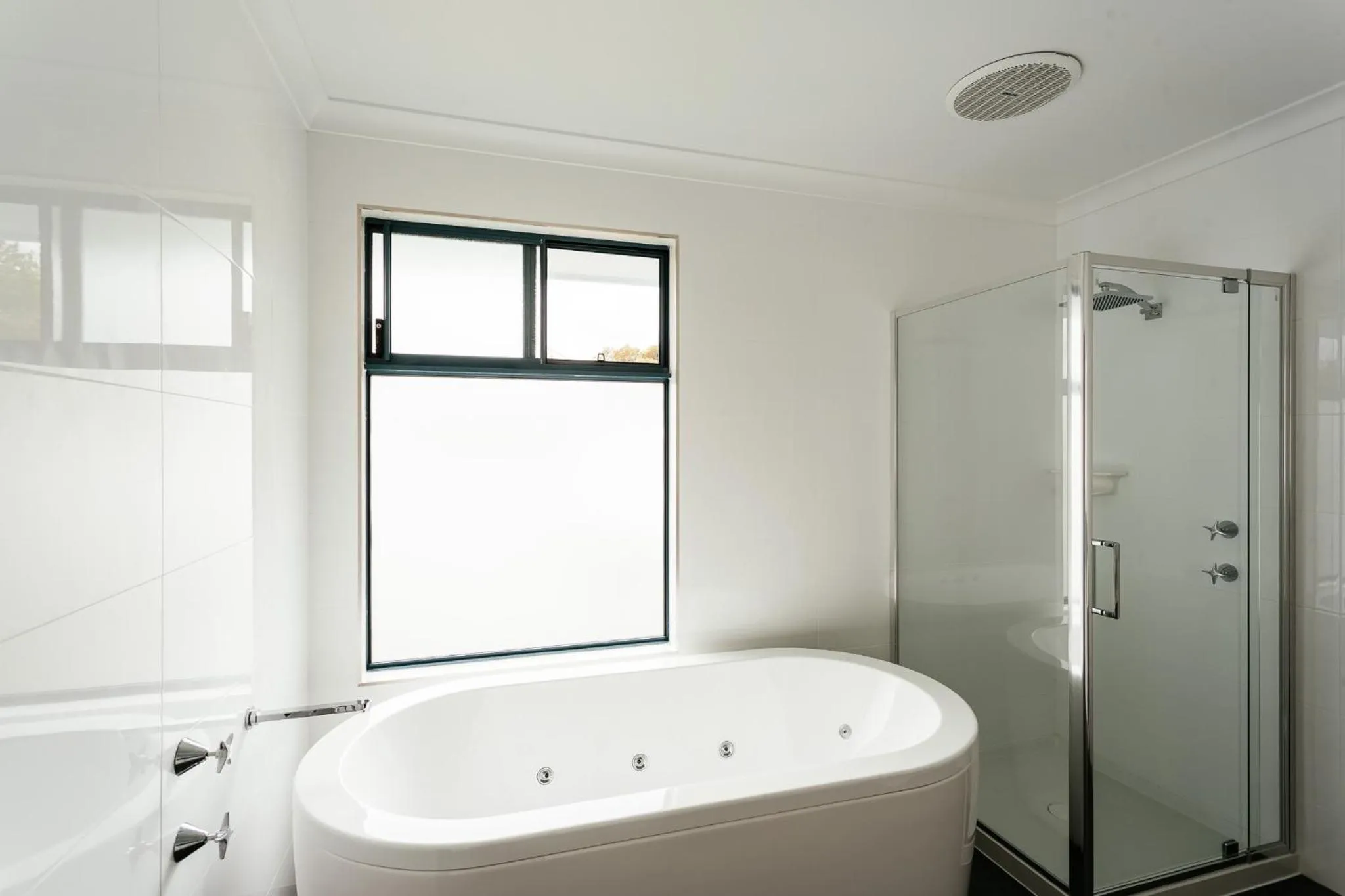 Bathroom in Dolphin Lodge Albany - Self Contained Apartments at Middleton Beach