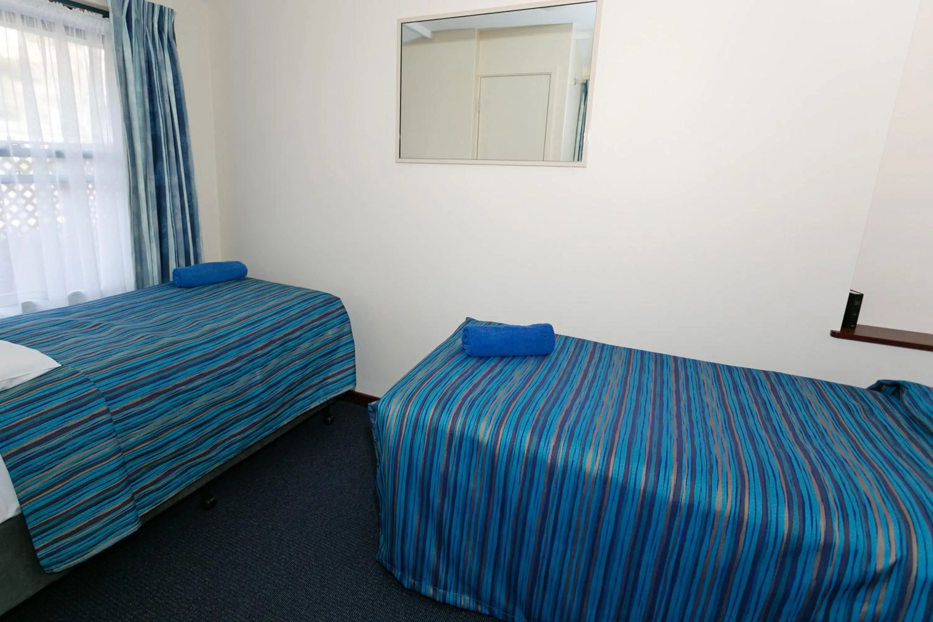 Bed in Dolphin Lodge Albany - Self Contained Apartments at Middleton Beach