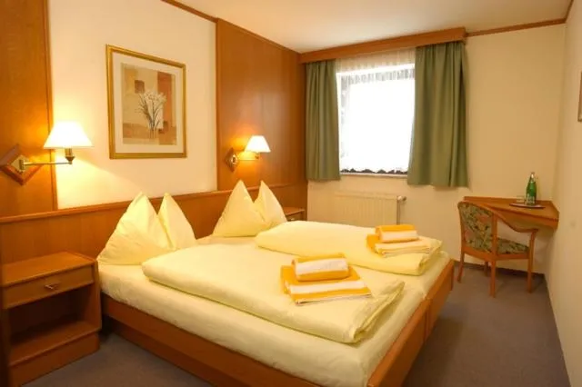 Bedroom in Hotel Bella