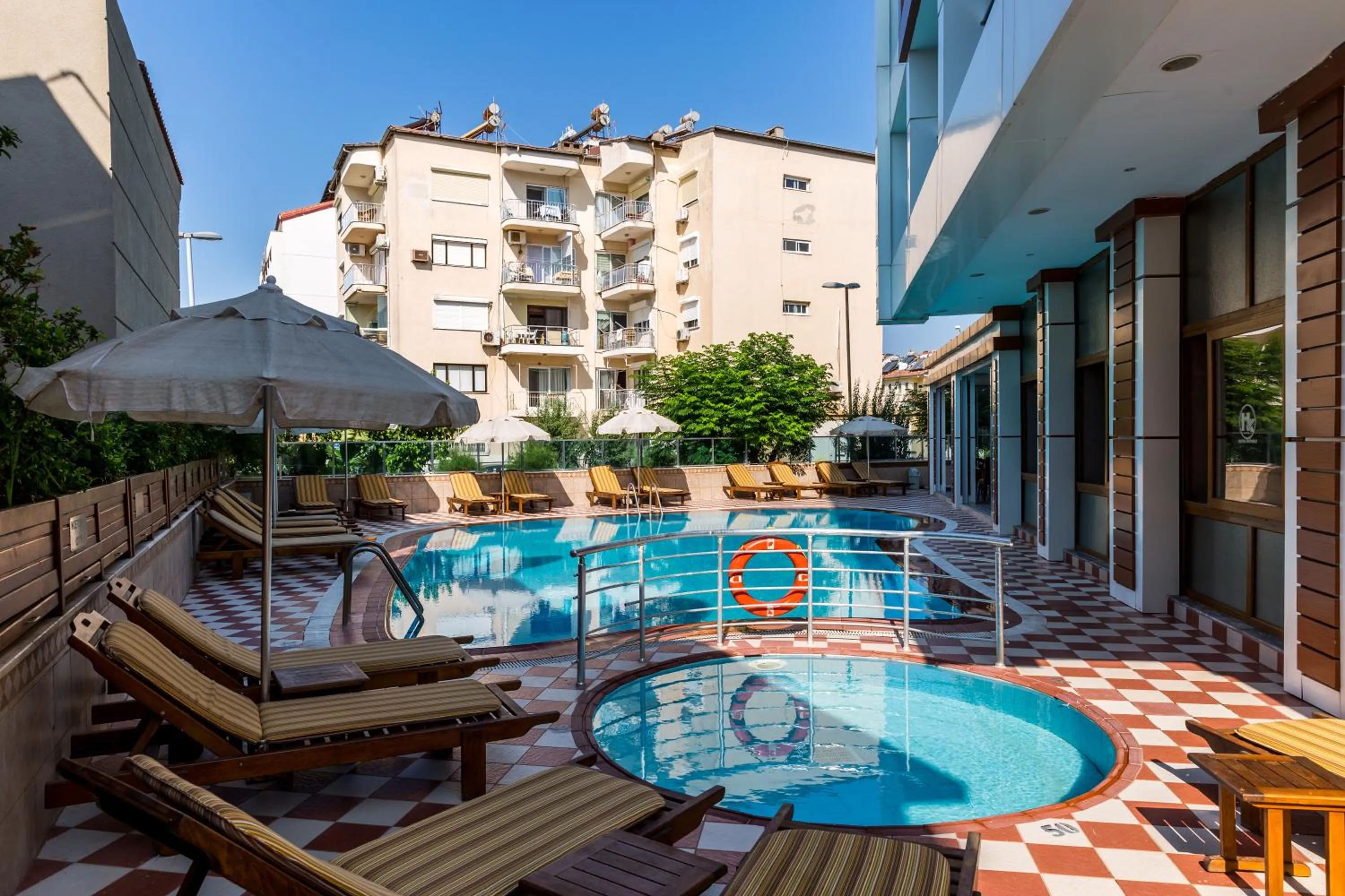 Swimming pool in Ketenci Otel