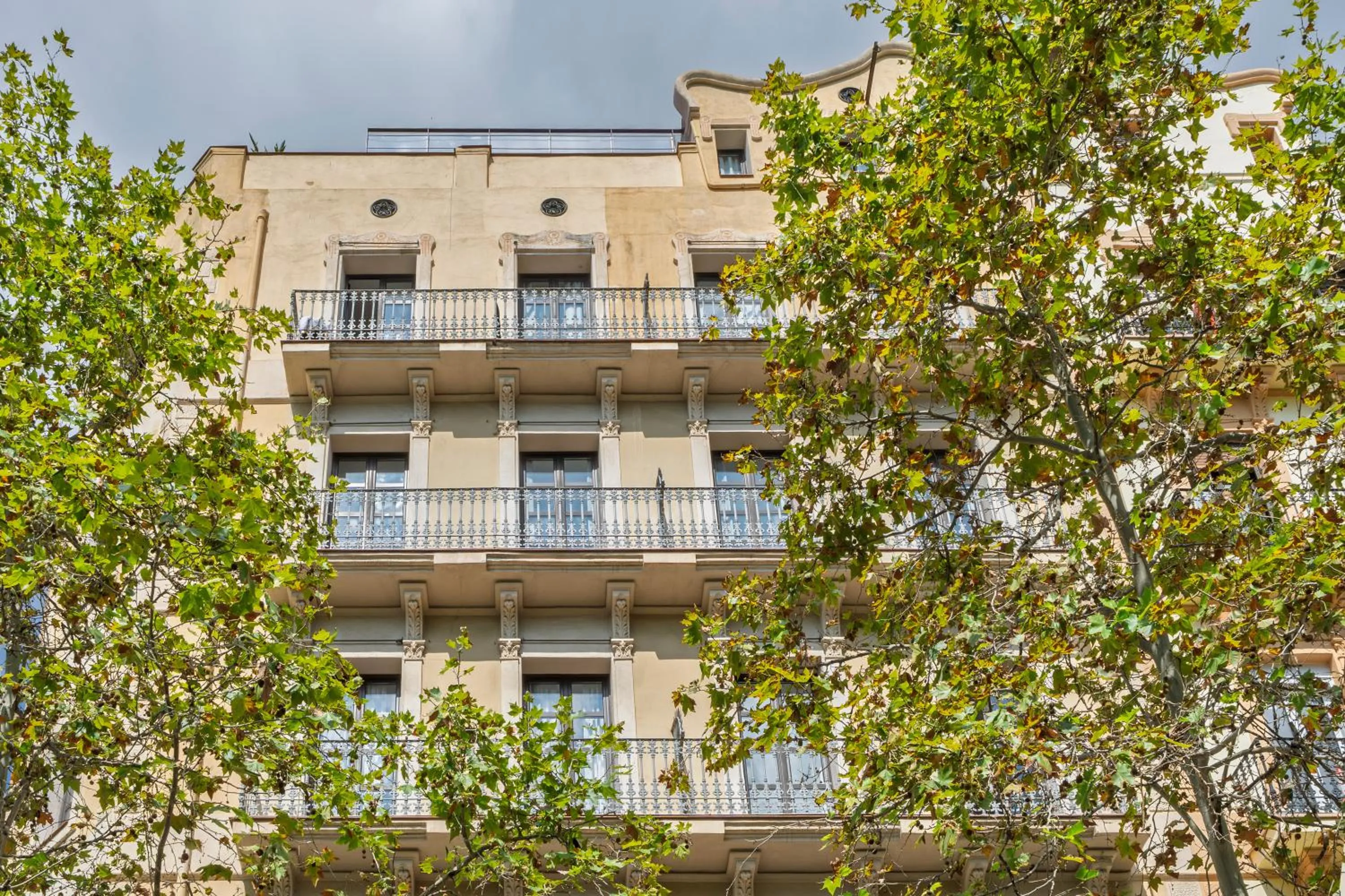 Facade/entrance in Aspasios Poble Nou Apartments
