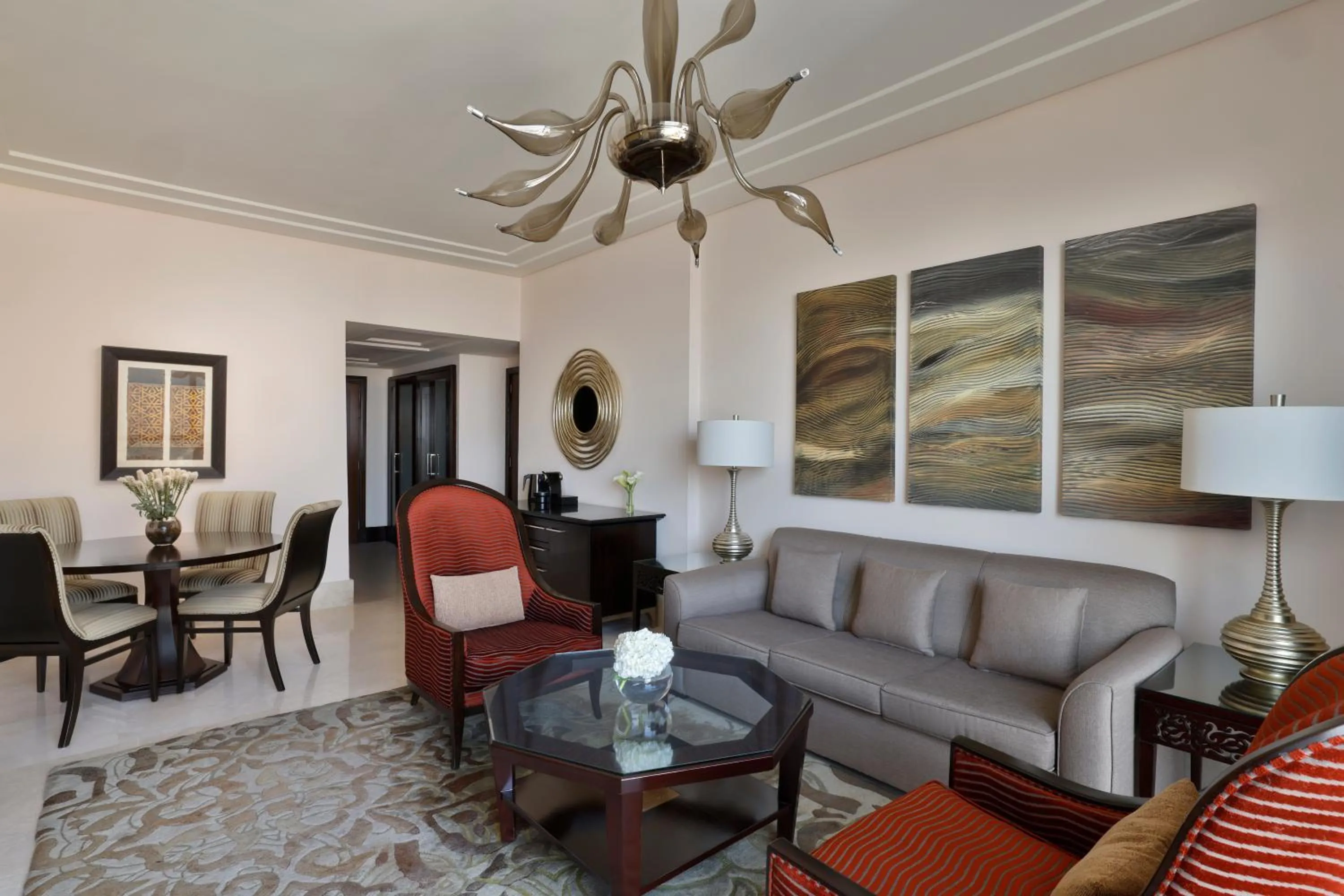 Living room in Makkah Clock Royal Tower, A Fairmont Hotel