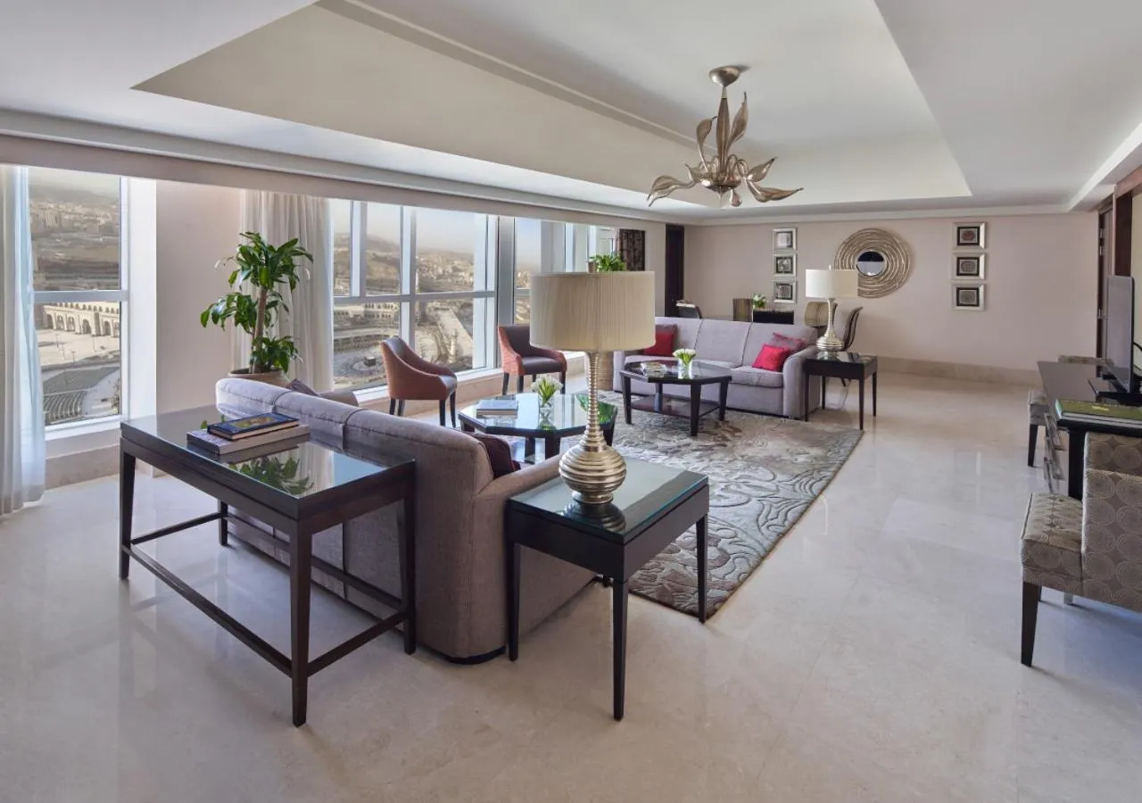 Makkah Clock Royal Tower, A Fairmont Hotel