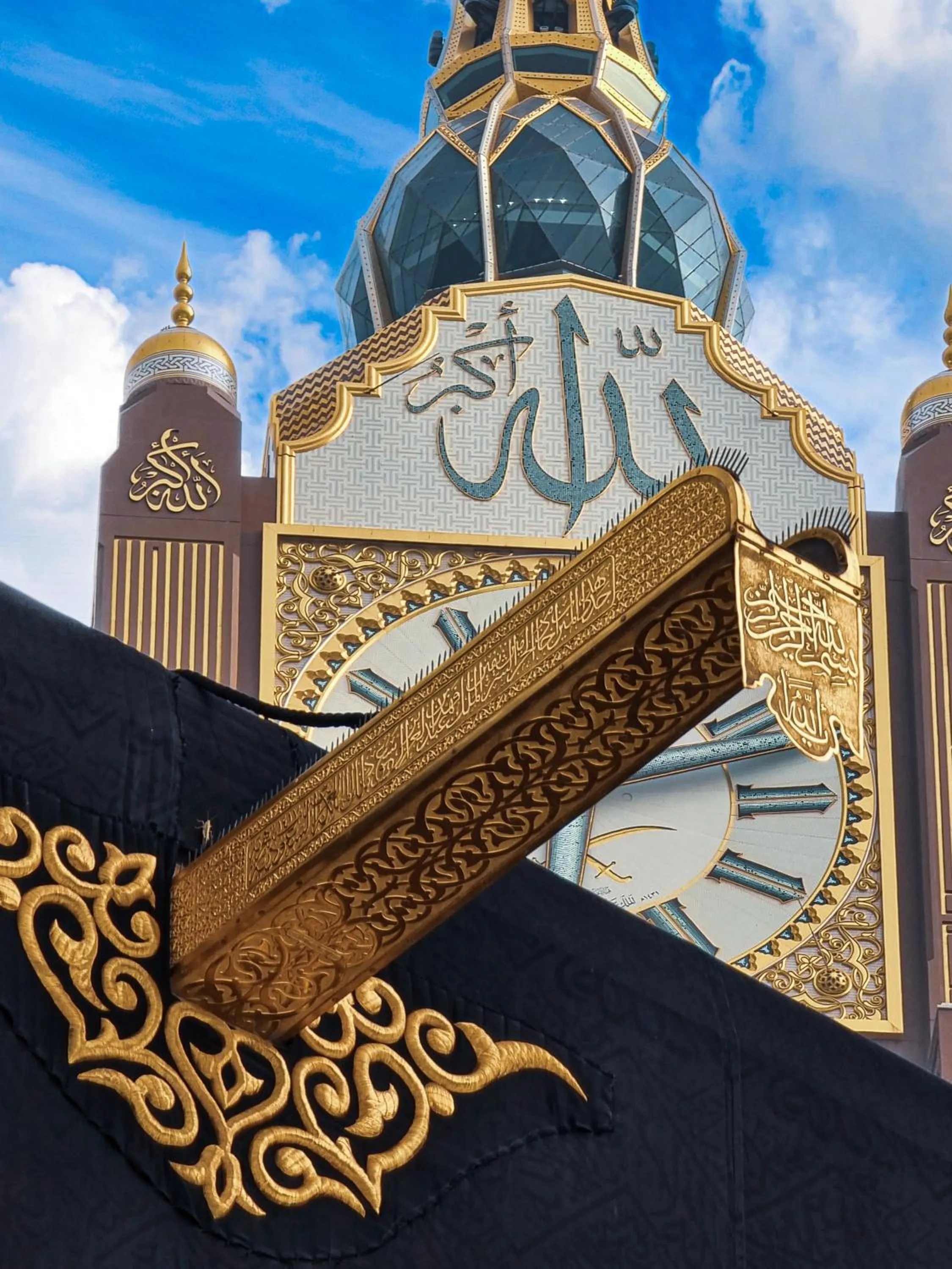 Property building in Makkah Clock Royal Tower, A Fairmont Hotel