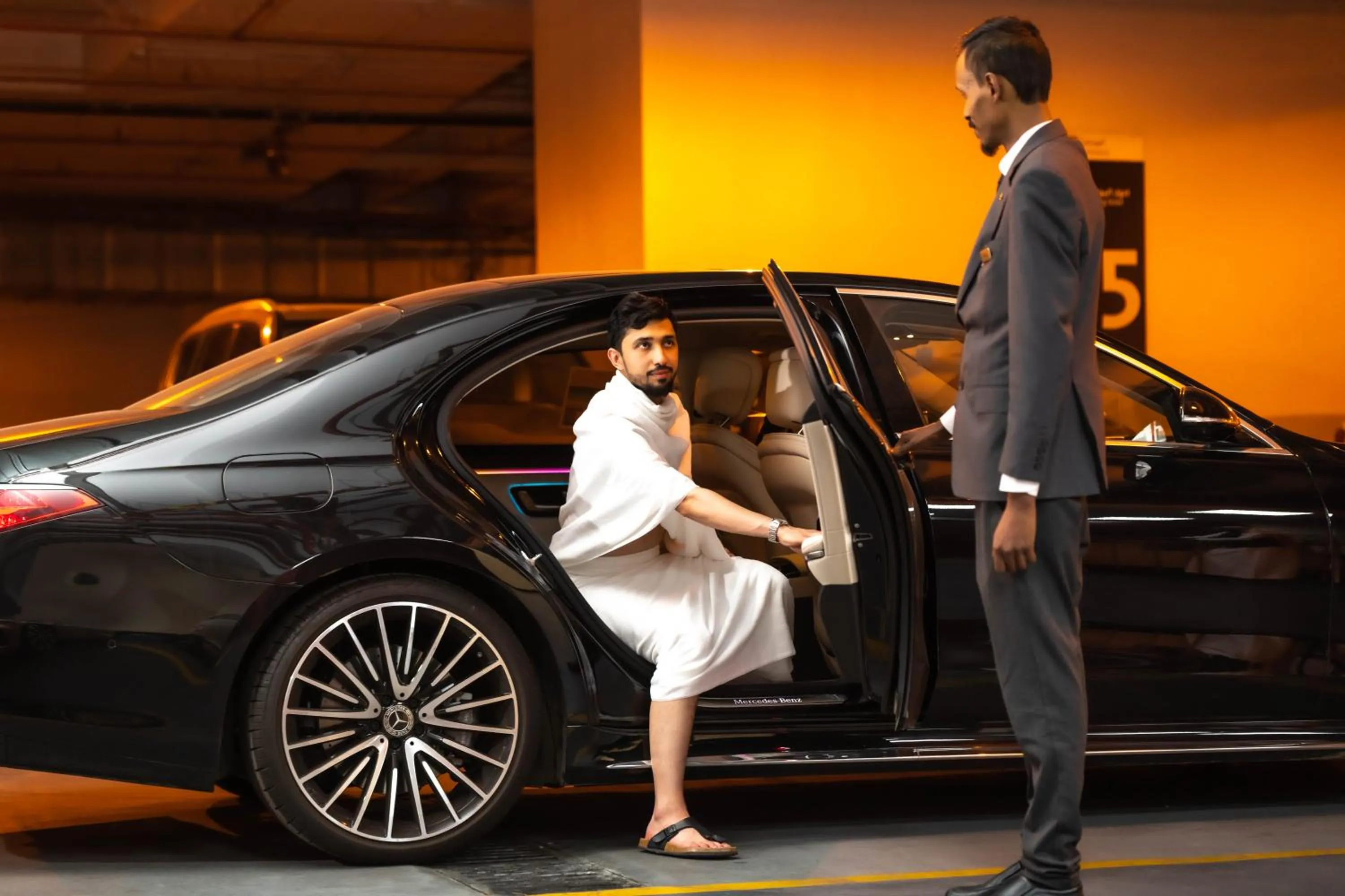 Parking in Makkah Clock Royal Tower, A Fairmont Hotel