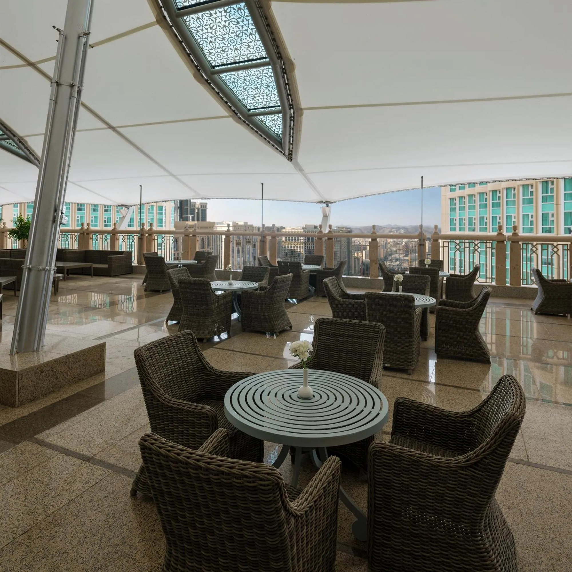 Restaurant/places to eat in Makkah Clock Royal Tower, A Fairmont Hotel