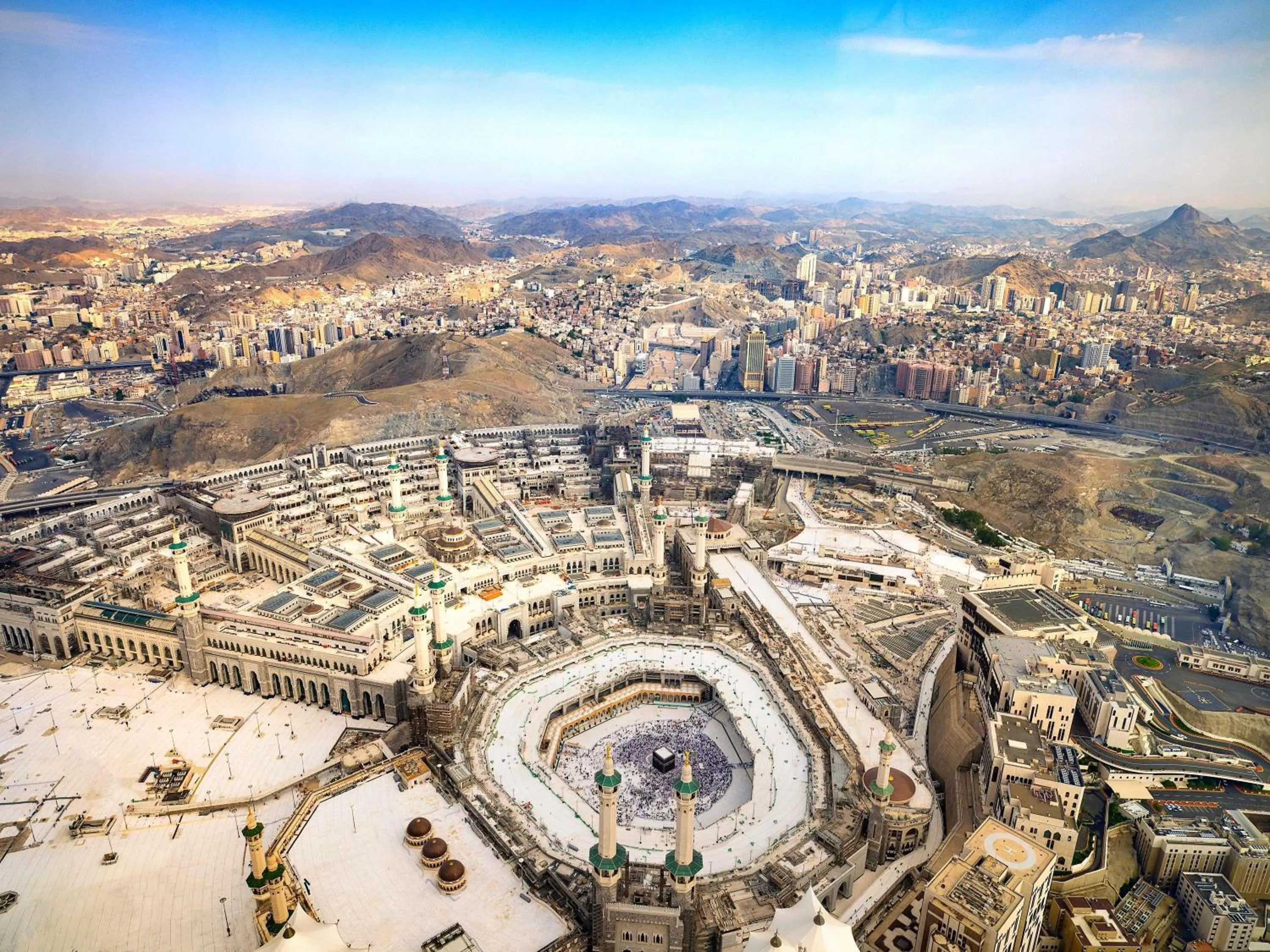 Bedroom in Makkah Clock Royal Tower, A Fairmont Hotel