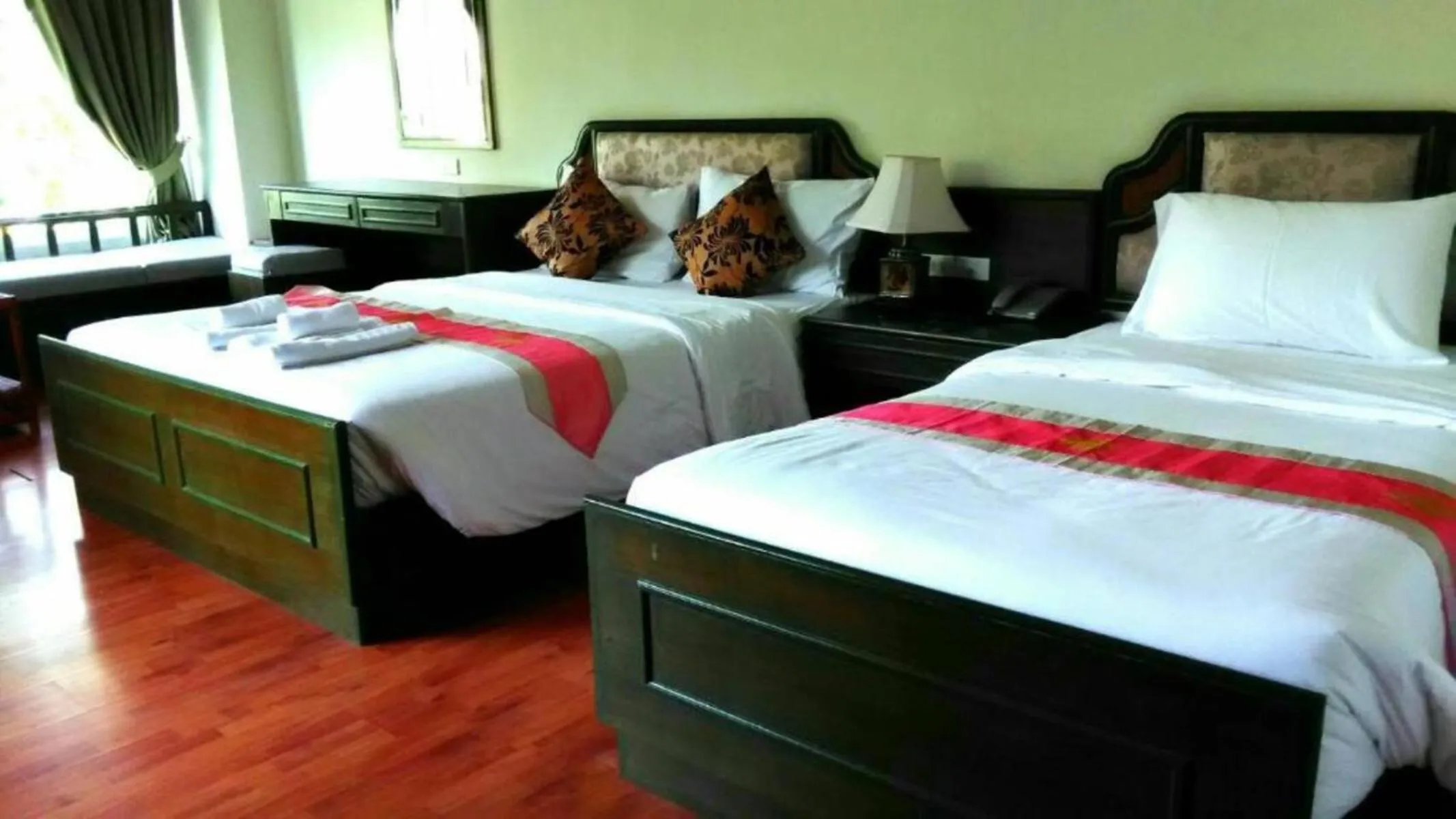 Bed in Chaweng Tara Hotel