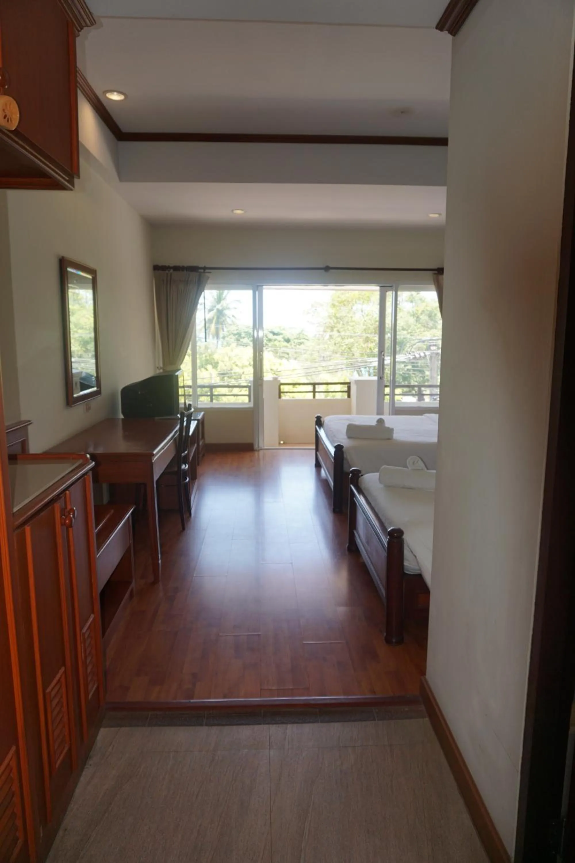 Bed in Chaweng Tara Hotel