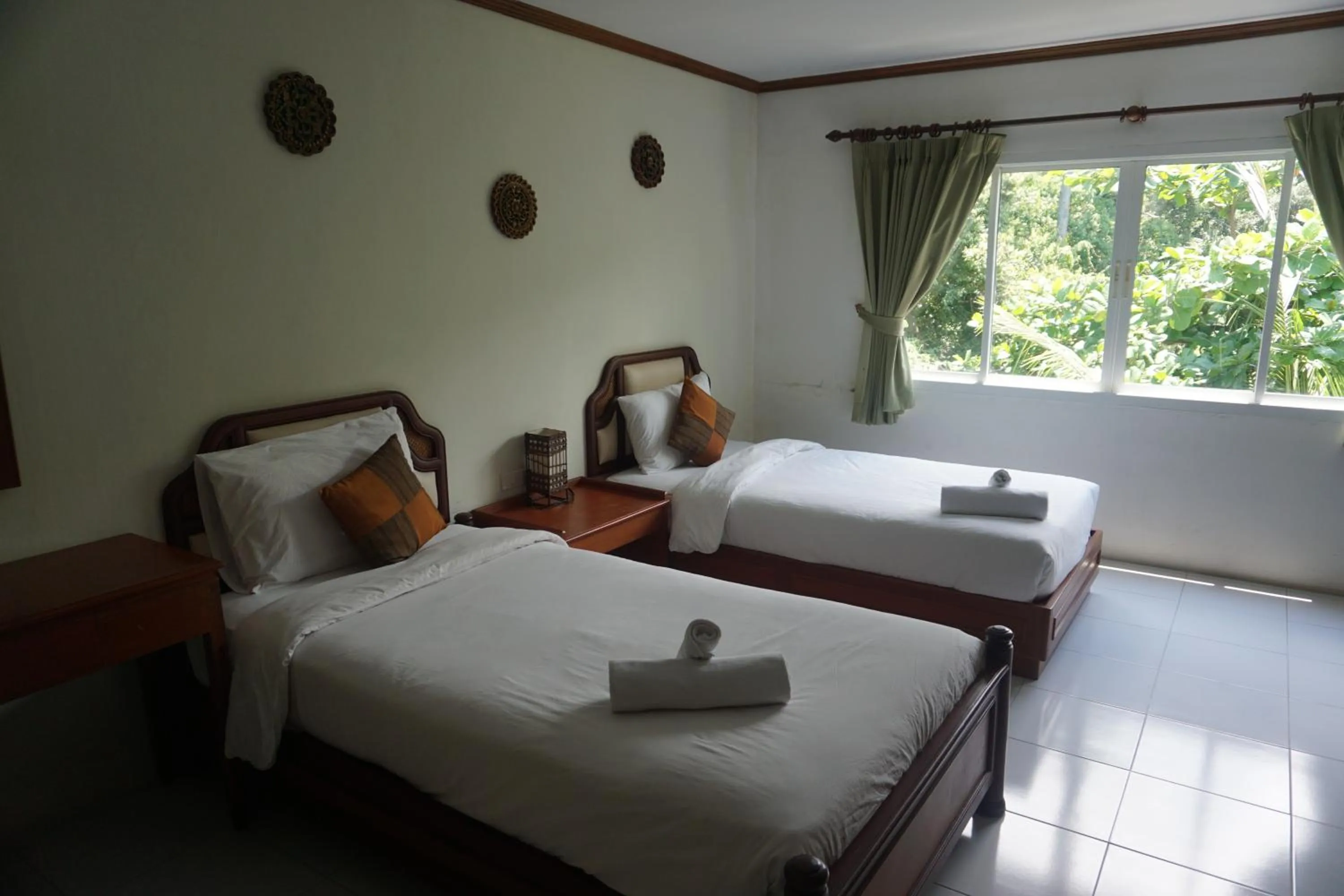 Bed in Chaweng Tara Hotel