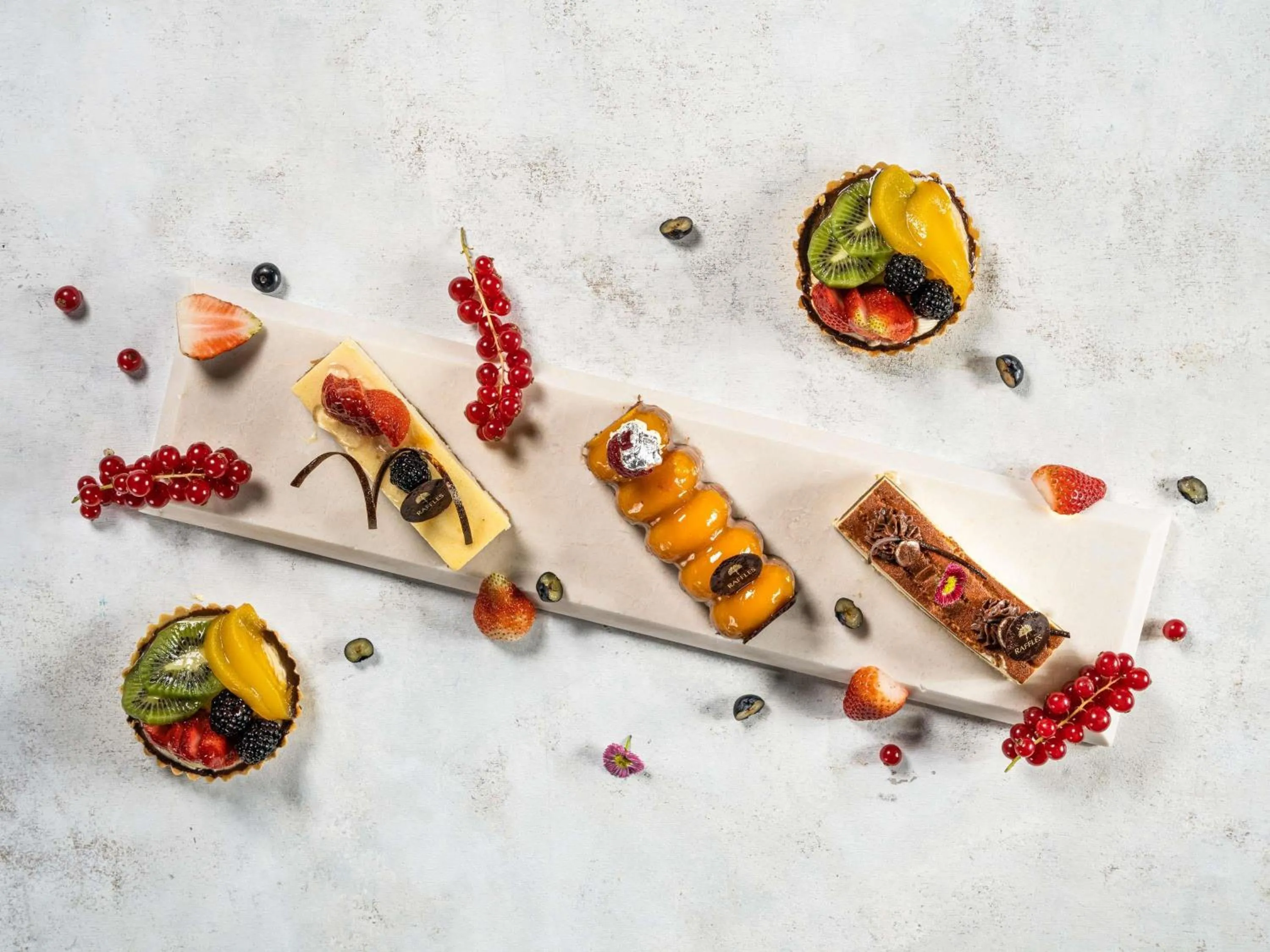 Lounge or bar in Raffles Makkah Palace