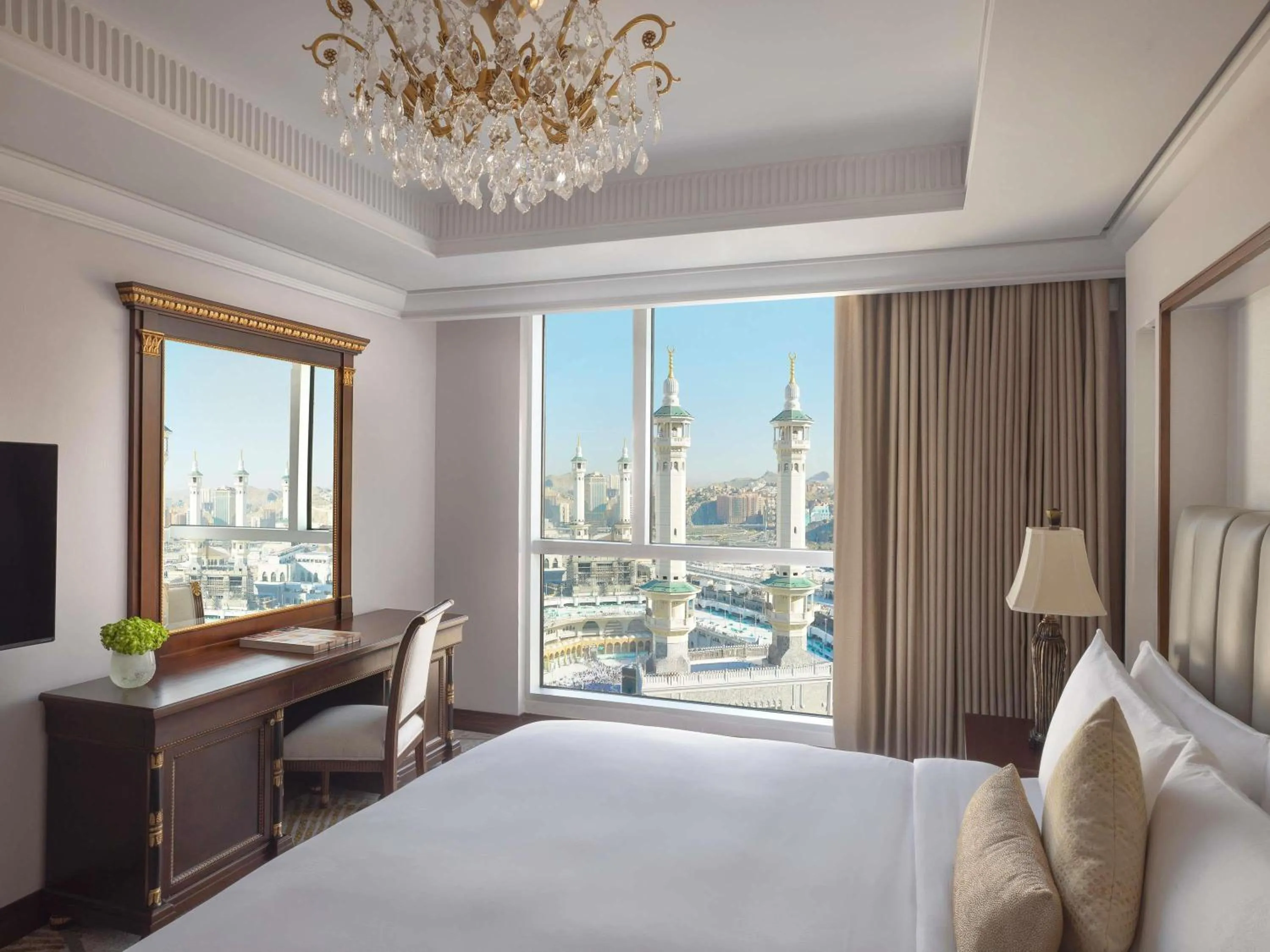 Bedroom, Bed in Raffles Makkah Palace