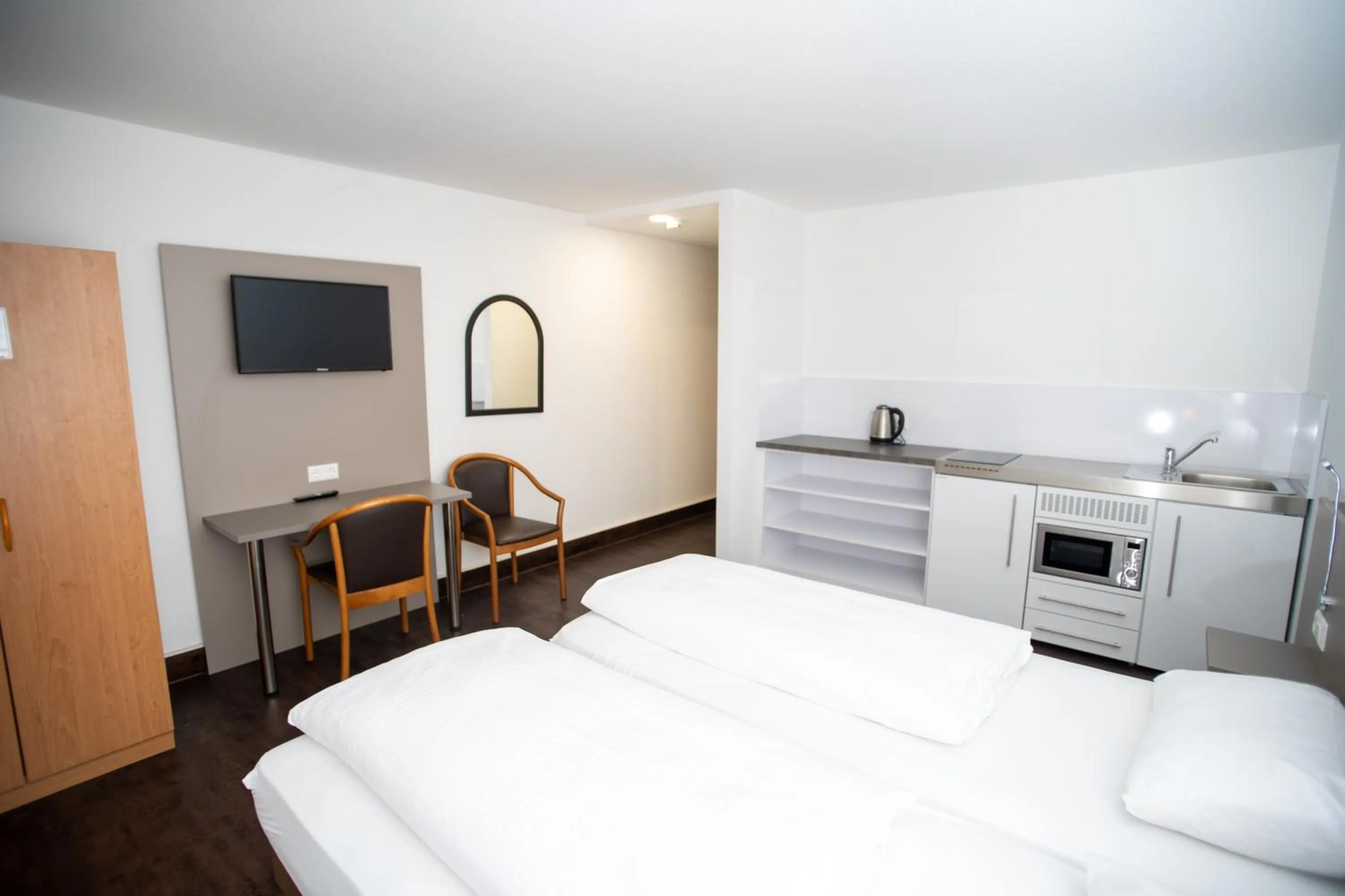 TV and multimedia, Bed in Hotel am Schillerplatz