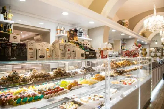 Breakfast in Clementi 18 Suites Rome