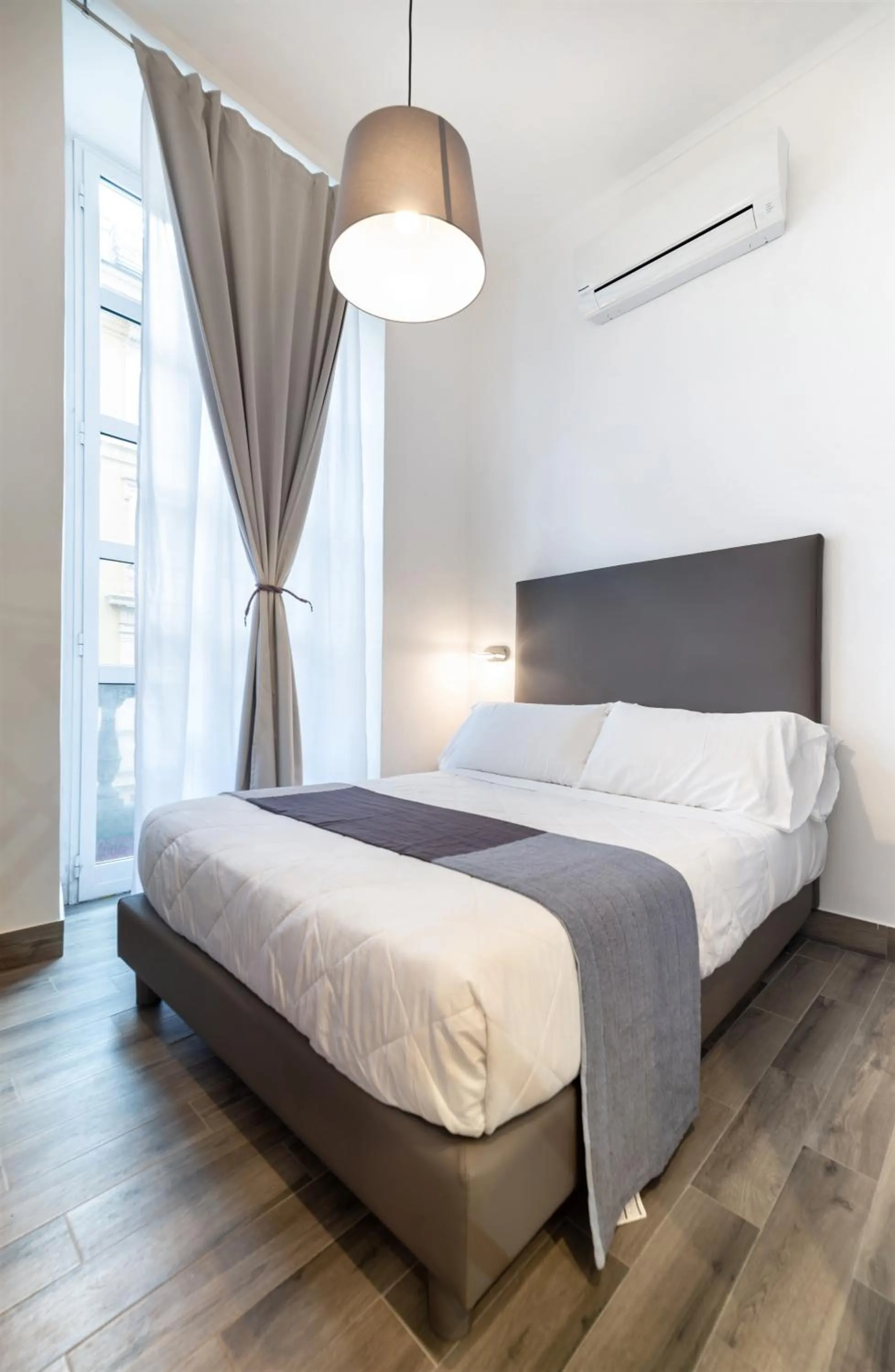 Bed in Clementi 18 Suites Rome