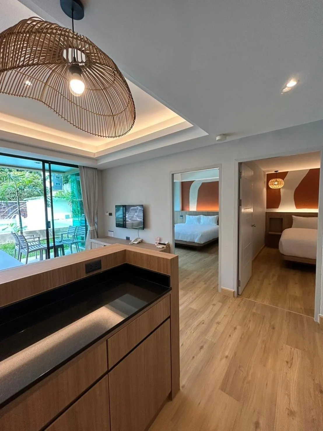 Living room, Bed in Baan Karon Resort