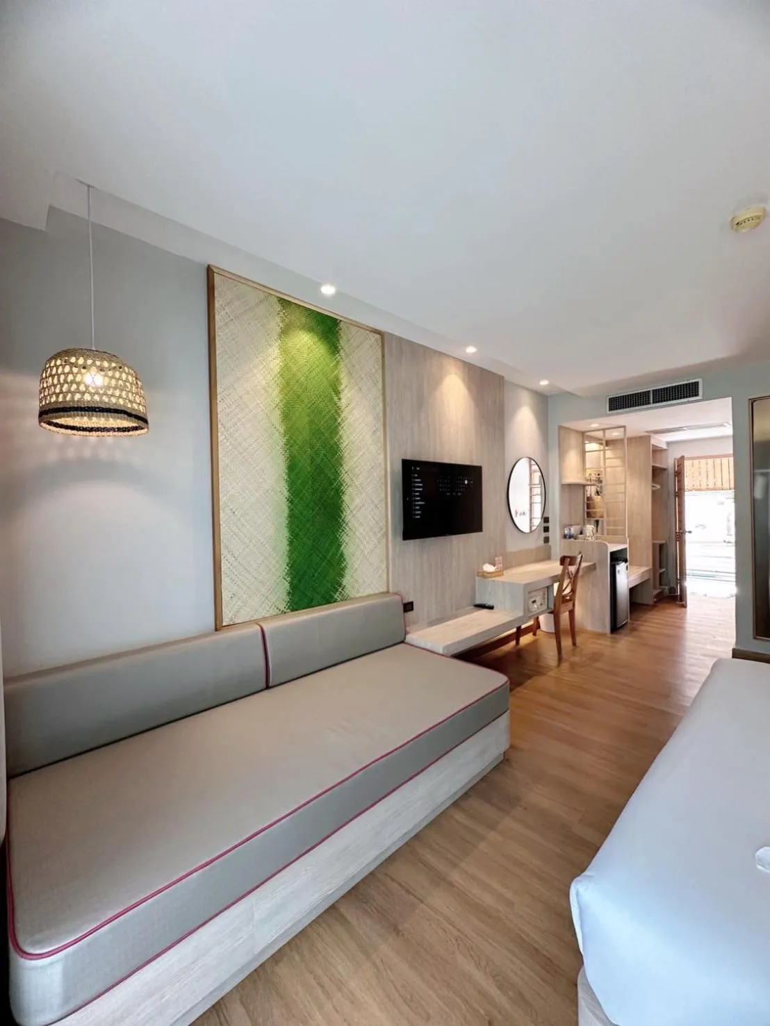 TV and multimedia, Bed in Baan Karon Resort